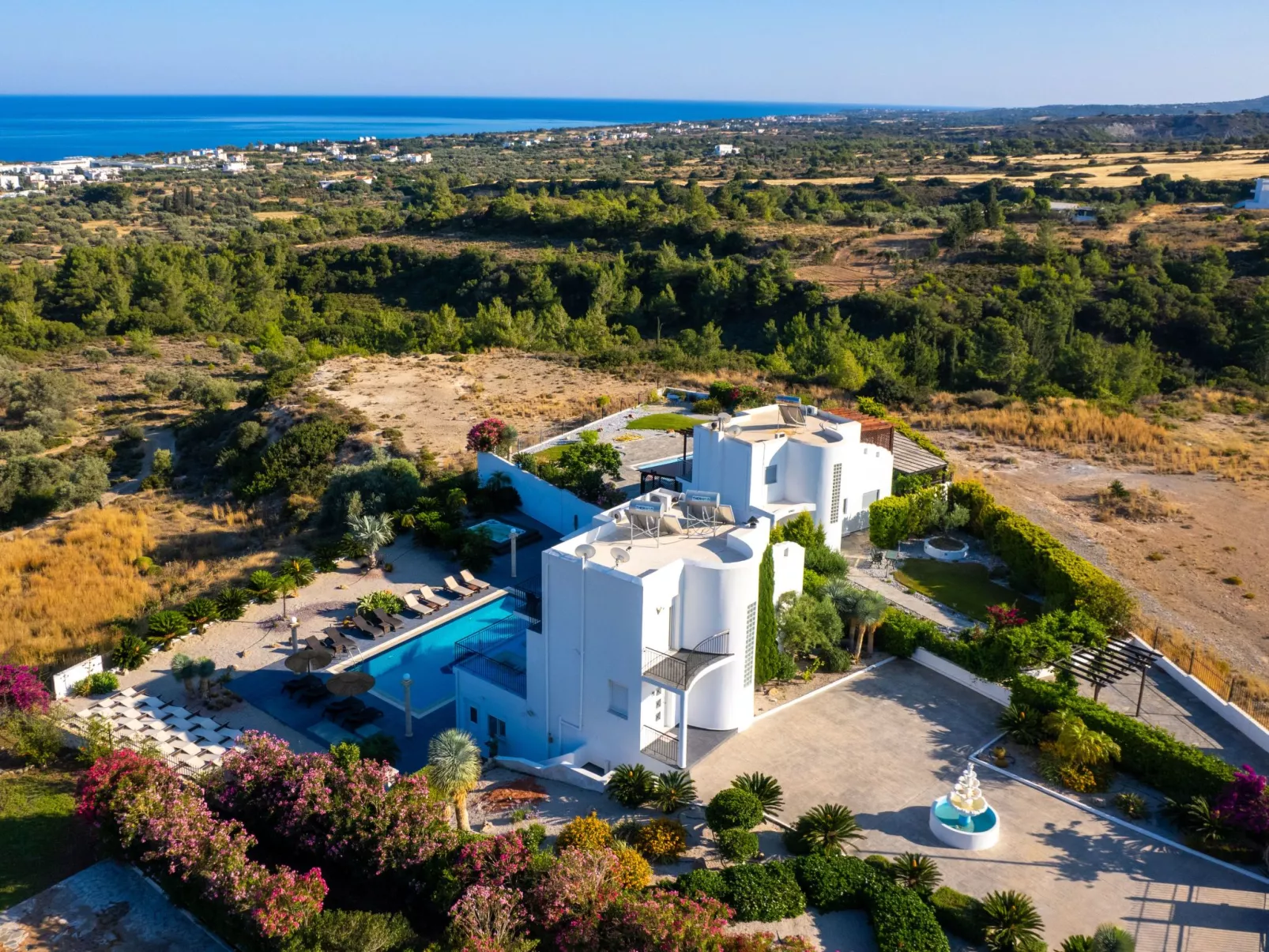 Charmante Diamond Villa in der Nähe von Gennadi Strand-Image-tags.info