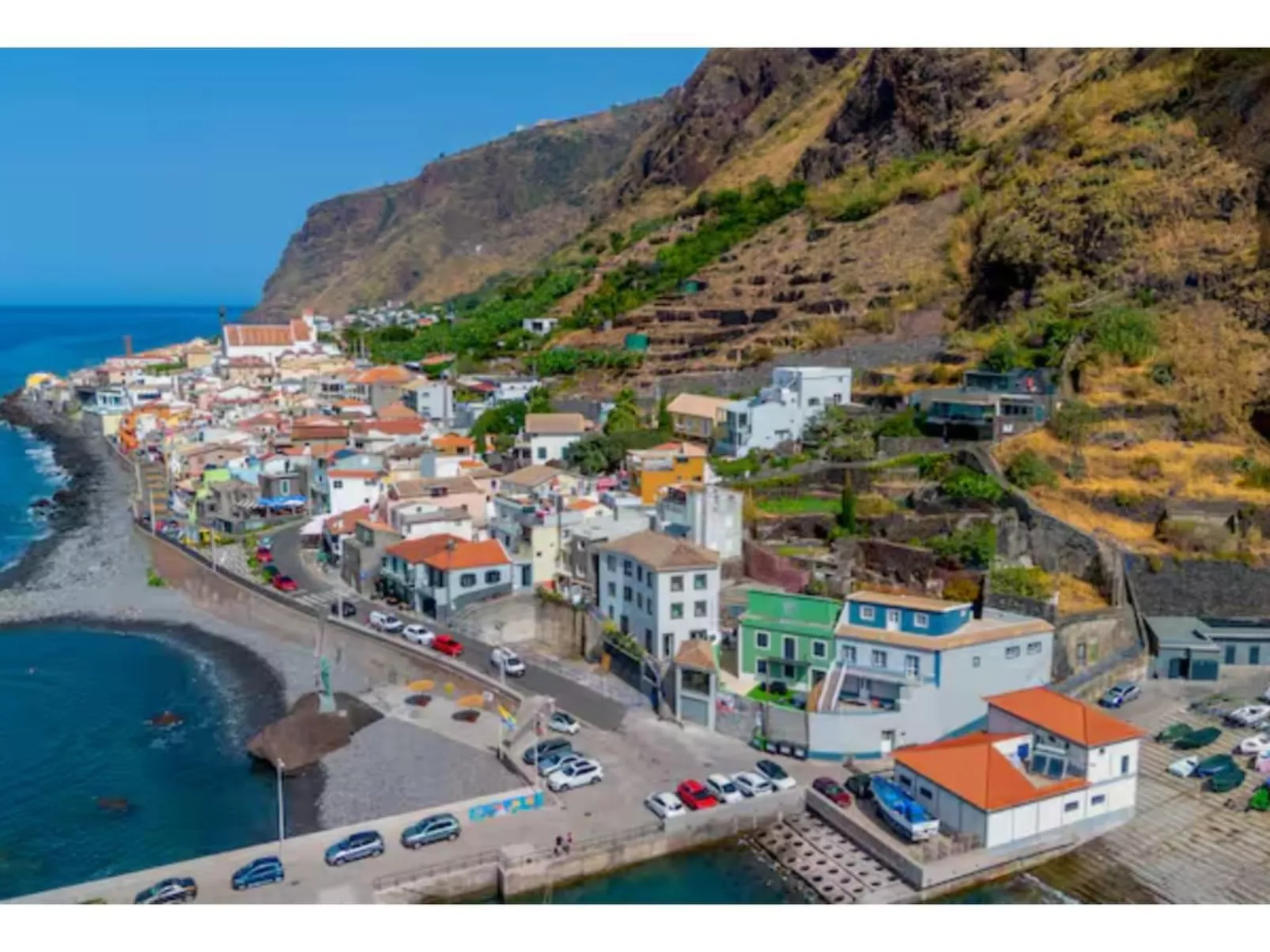 "Telvina House" mit eigenem Garten-Image-tags.info