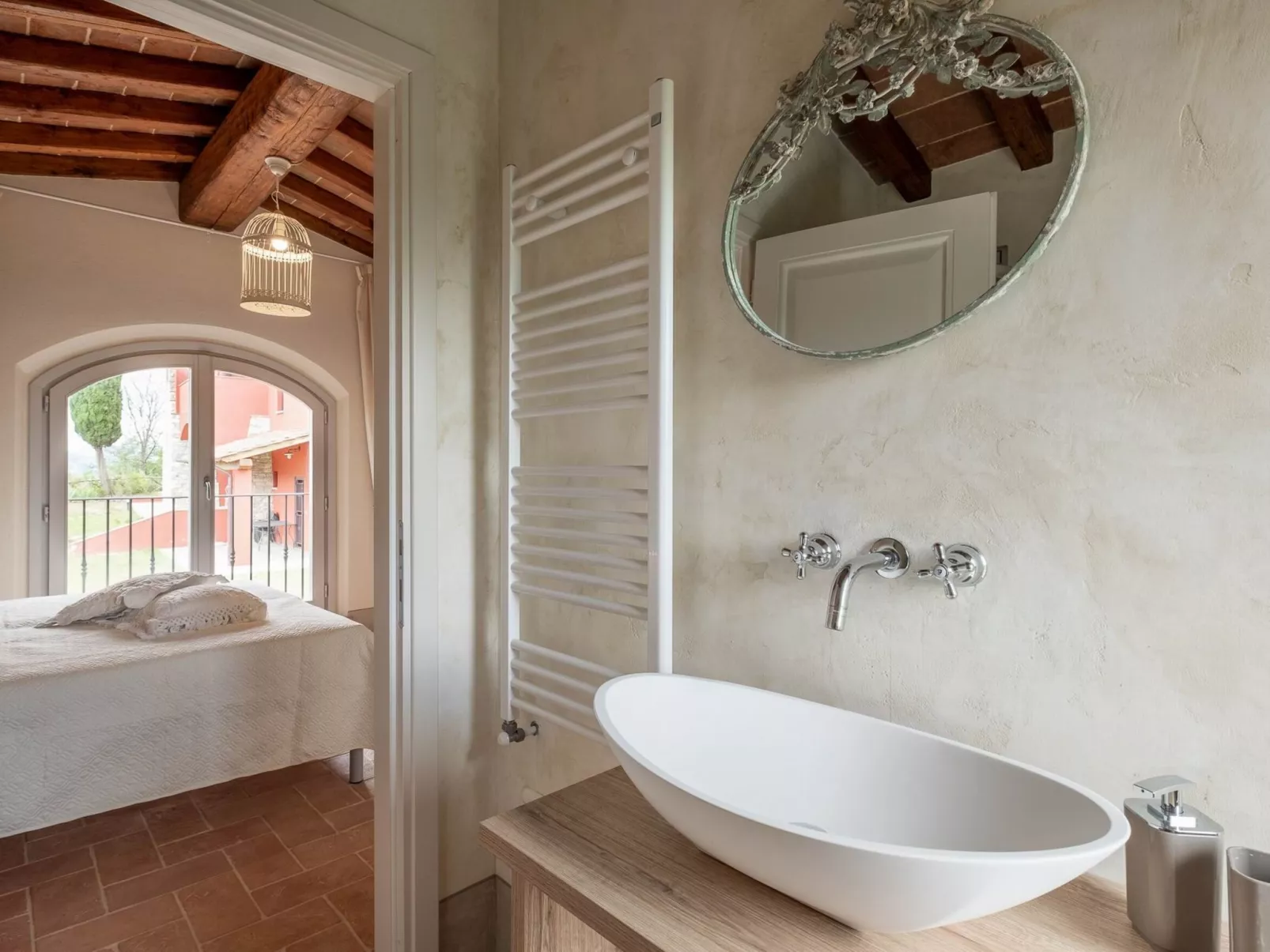 "Granaio T4 rota" mit Pool-Binnen