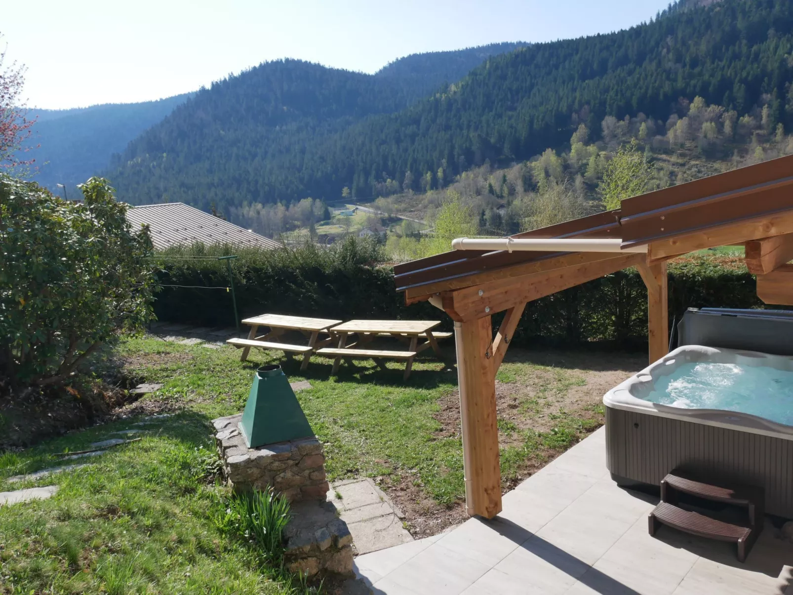 Für 15 Personen ca. 260 m&sup2;in La Bresse, Lothringen (Skigebiet Gérardmer)-Buiten