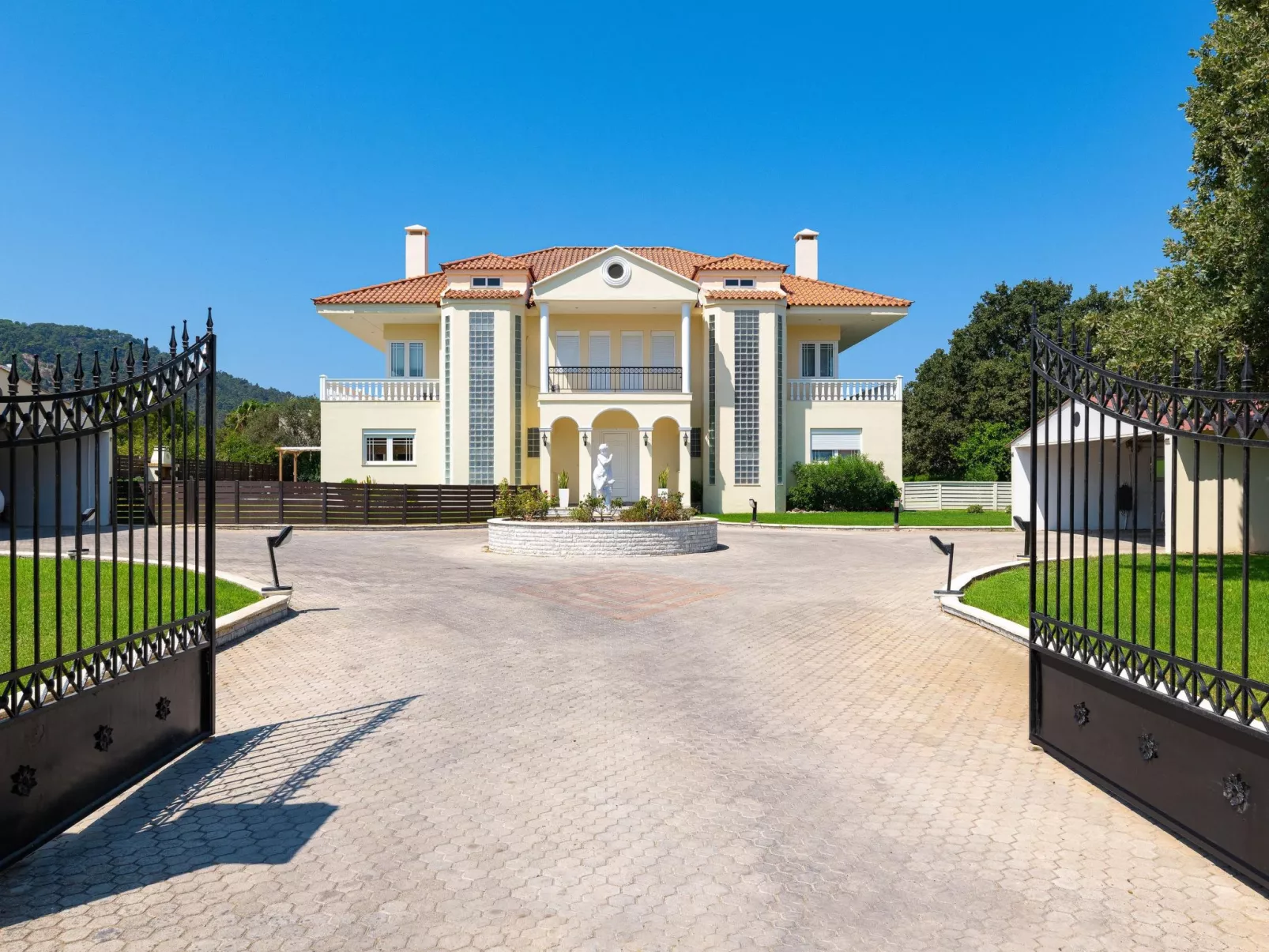 Villa Montefile mit herrlichem Privatpool-Buiten