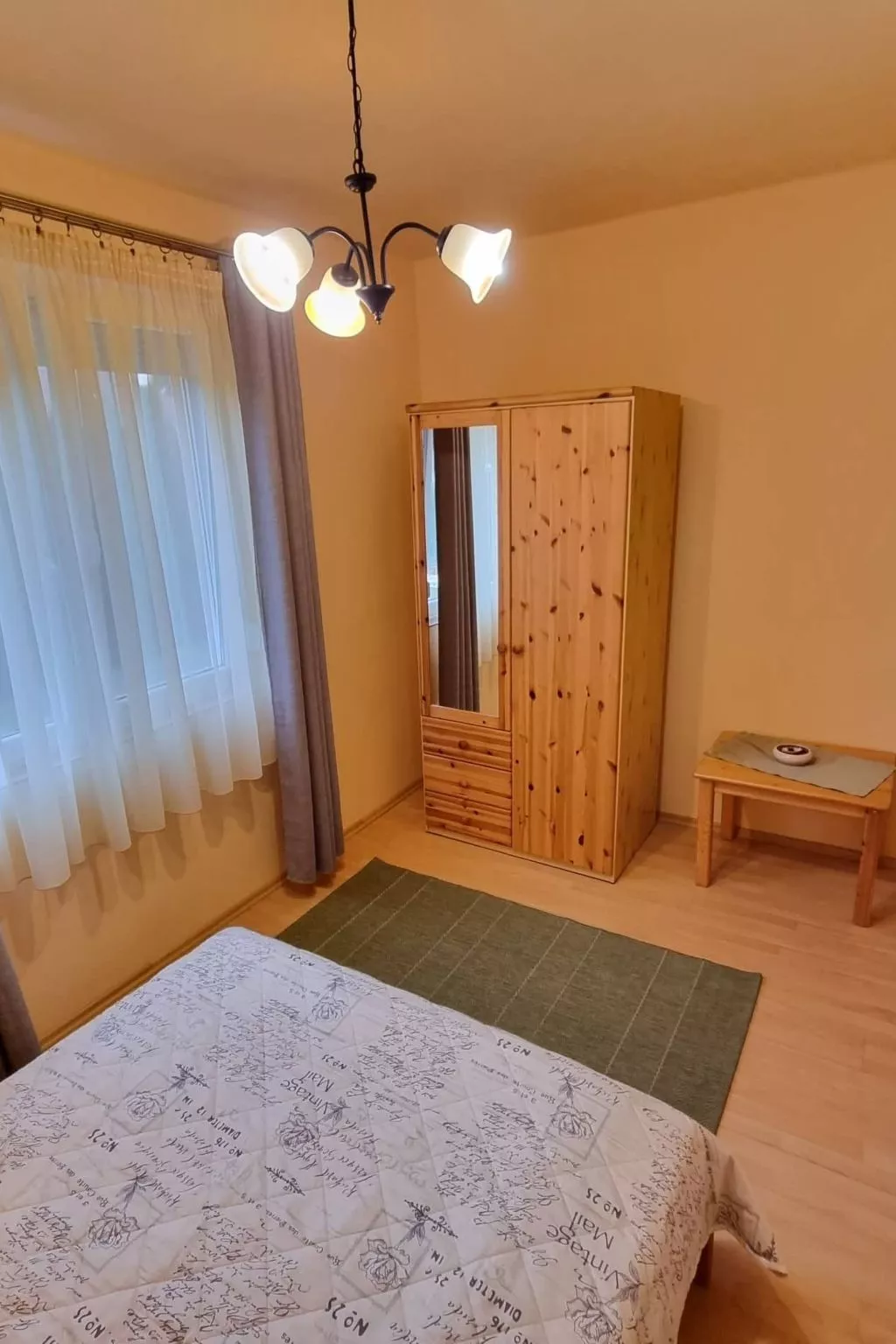 Mit Grill, Terrasse und Garten