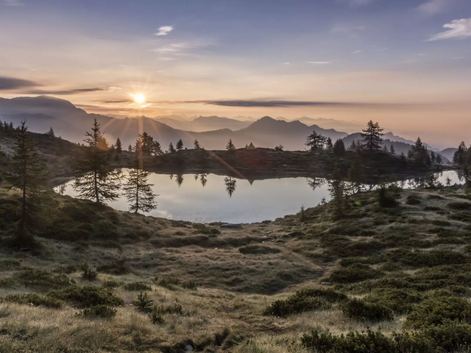 Chalet in den sonnigen Schweizer Südalpen-Buiten