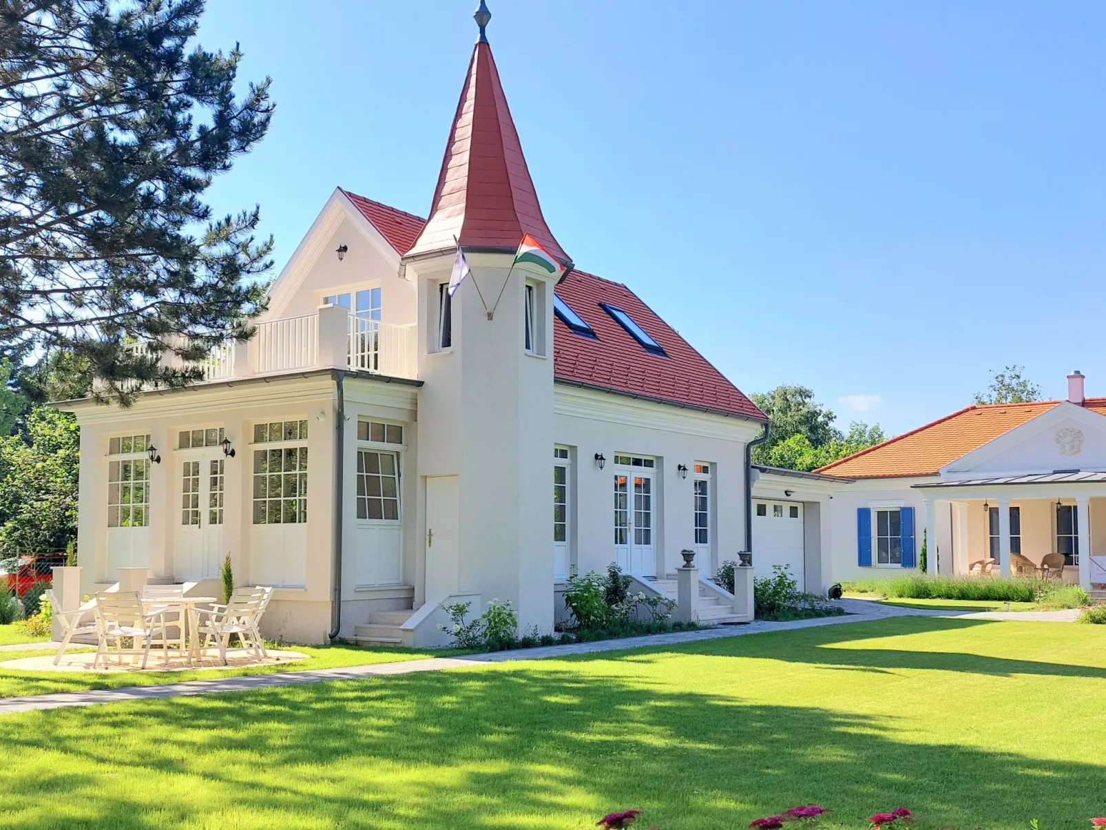 Villa für zehn Gäste 200 Meter vom Strand