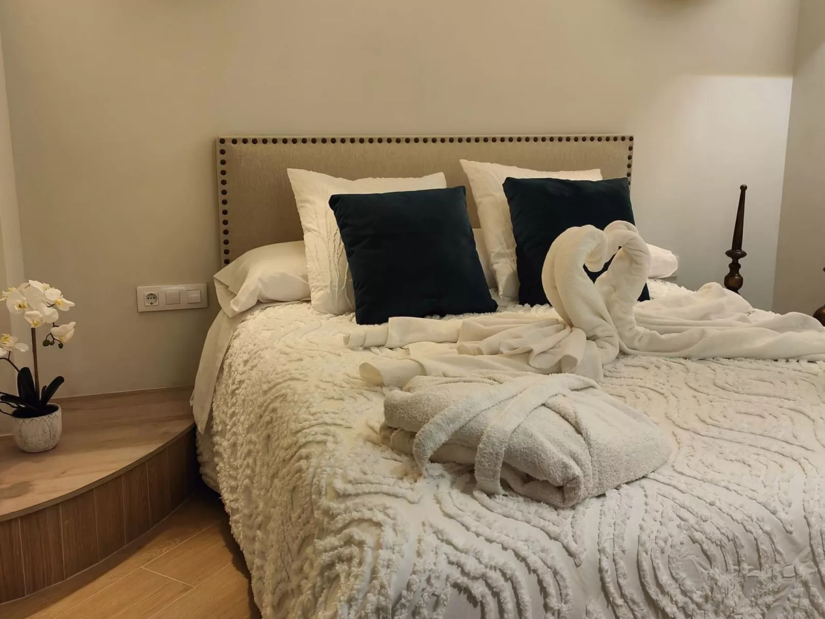 "Leather Loft Rural"