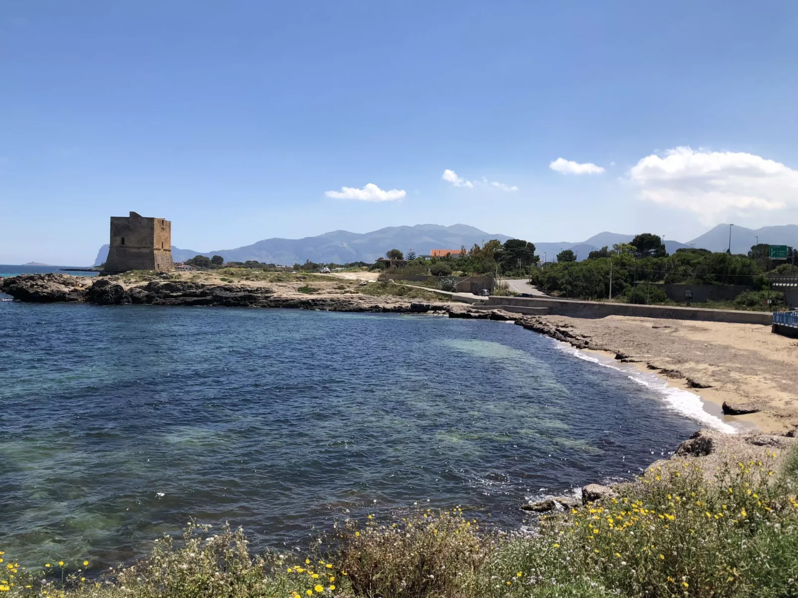 Villa Re di Denari in Terrasini-Omgeving