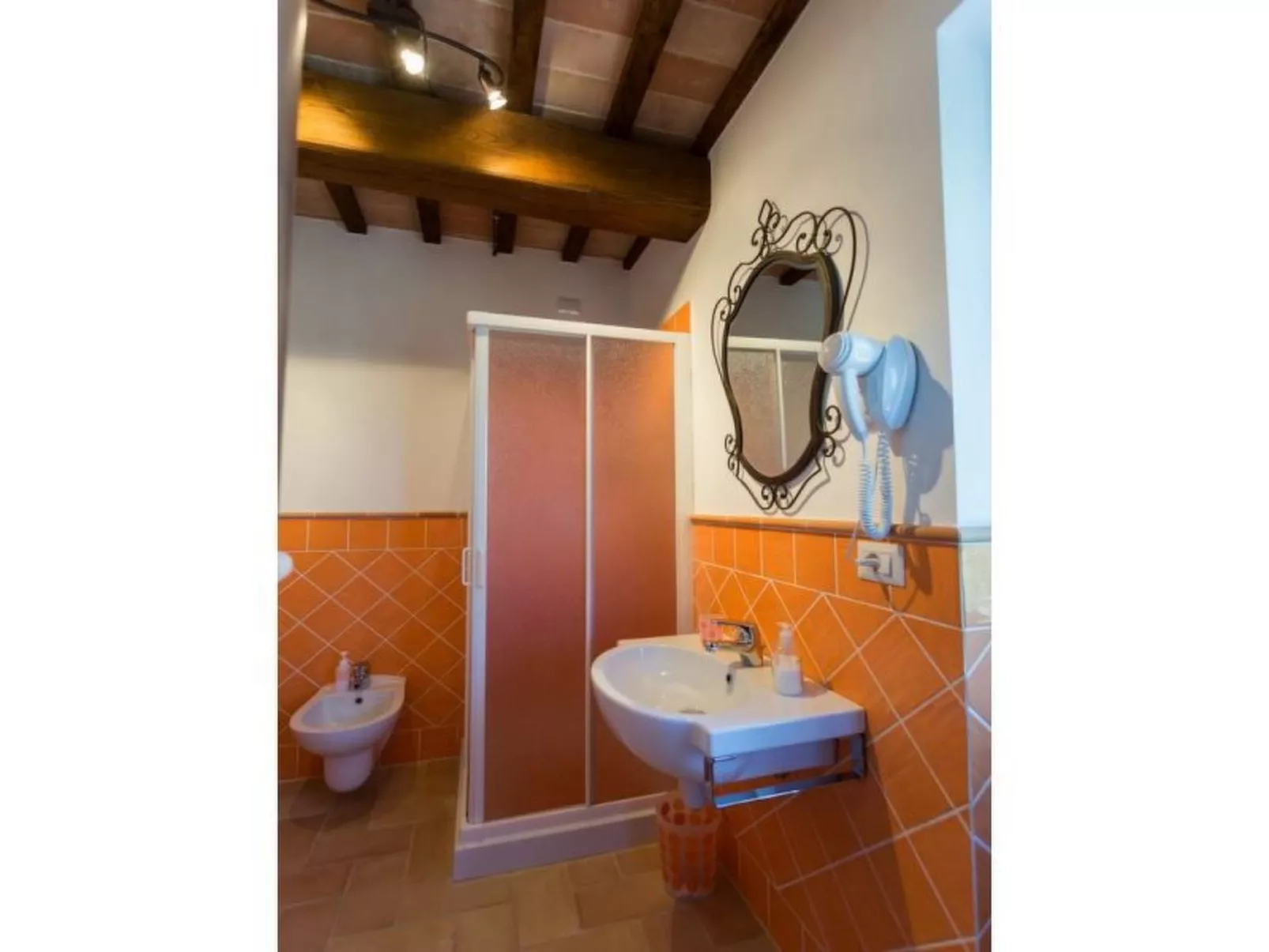 Villa in Le Marche mit atemberaubender Aussicht-Binnen