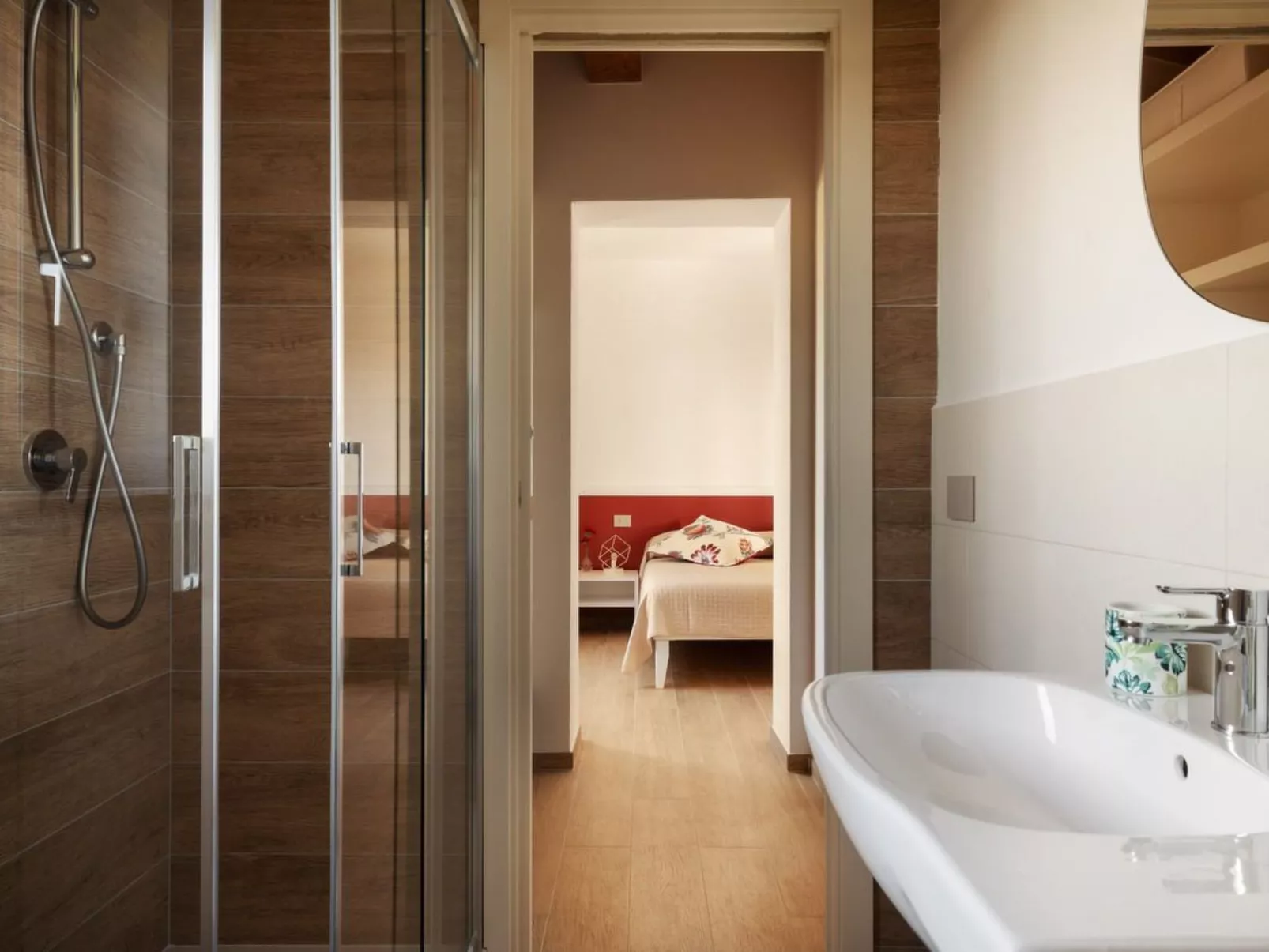 Luxuriöse und erschwingliche Villa mit privatem Pool-Binnen