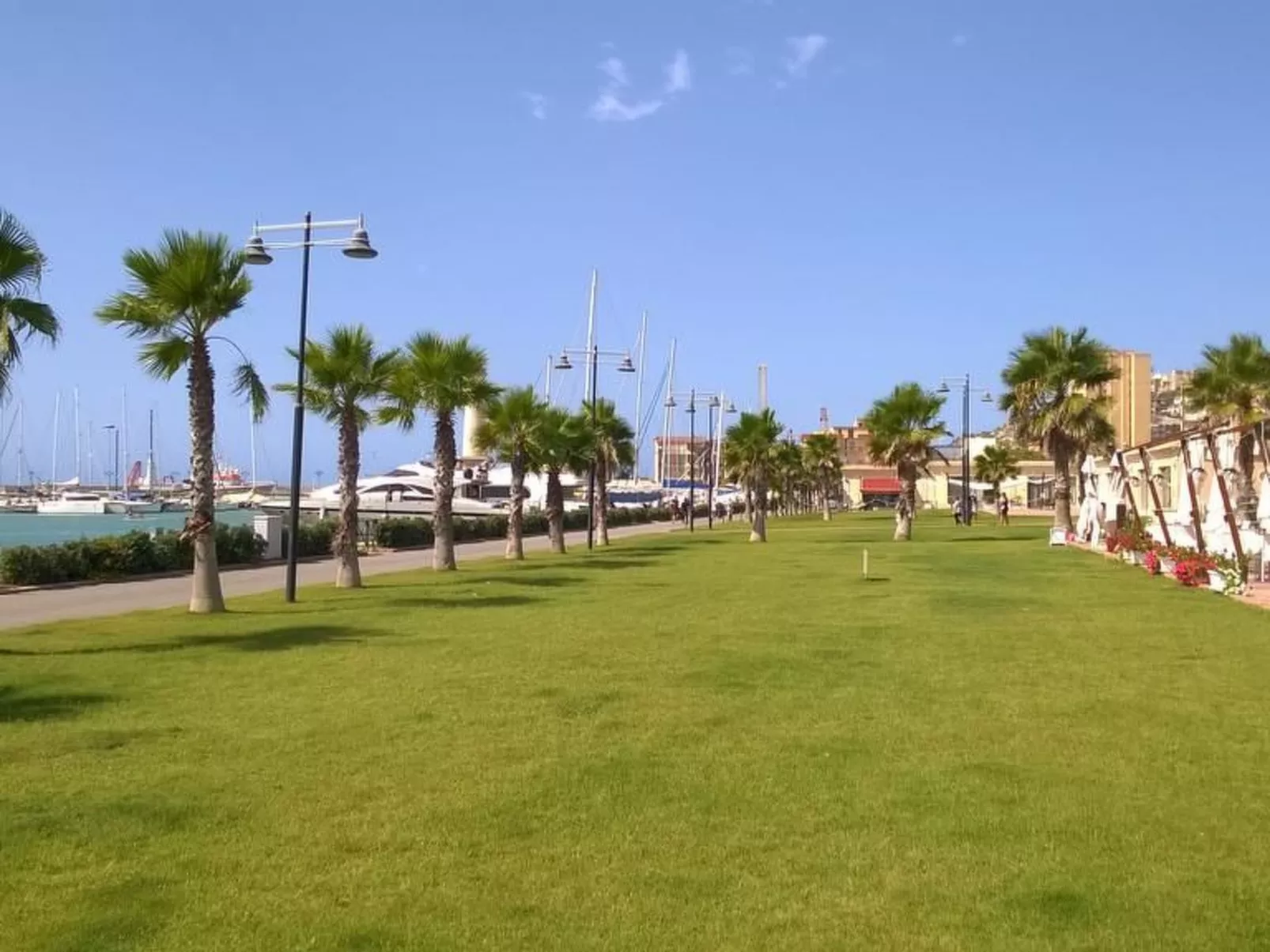 Exklusive Villa mit Strandblick-Image-tags.info