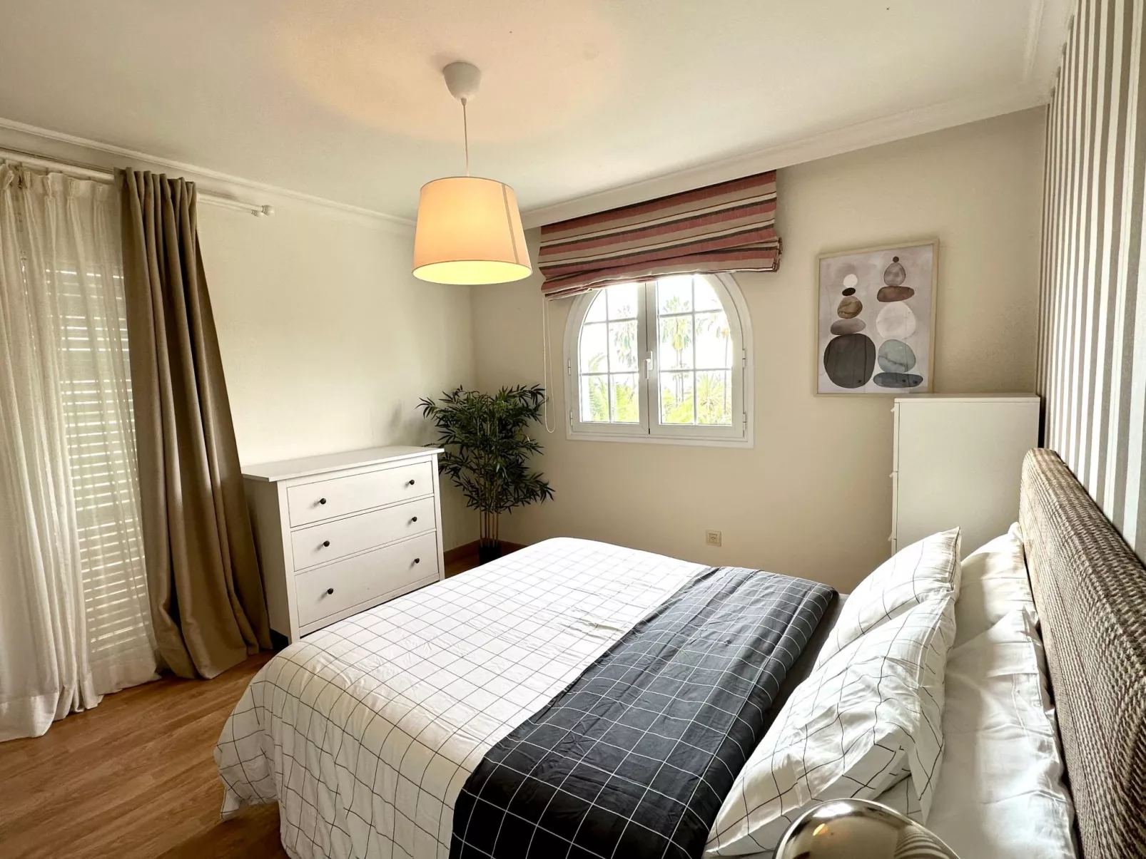 Prime atic Rosaleda-Binnen