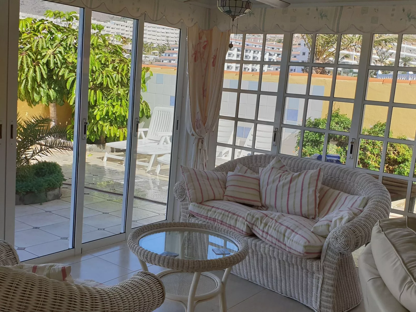 Bungalow direkt am Meer-Binnen