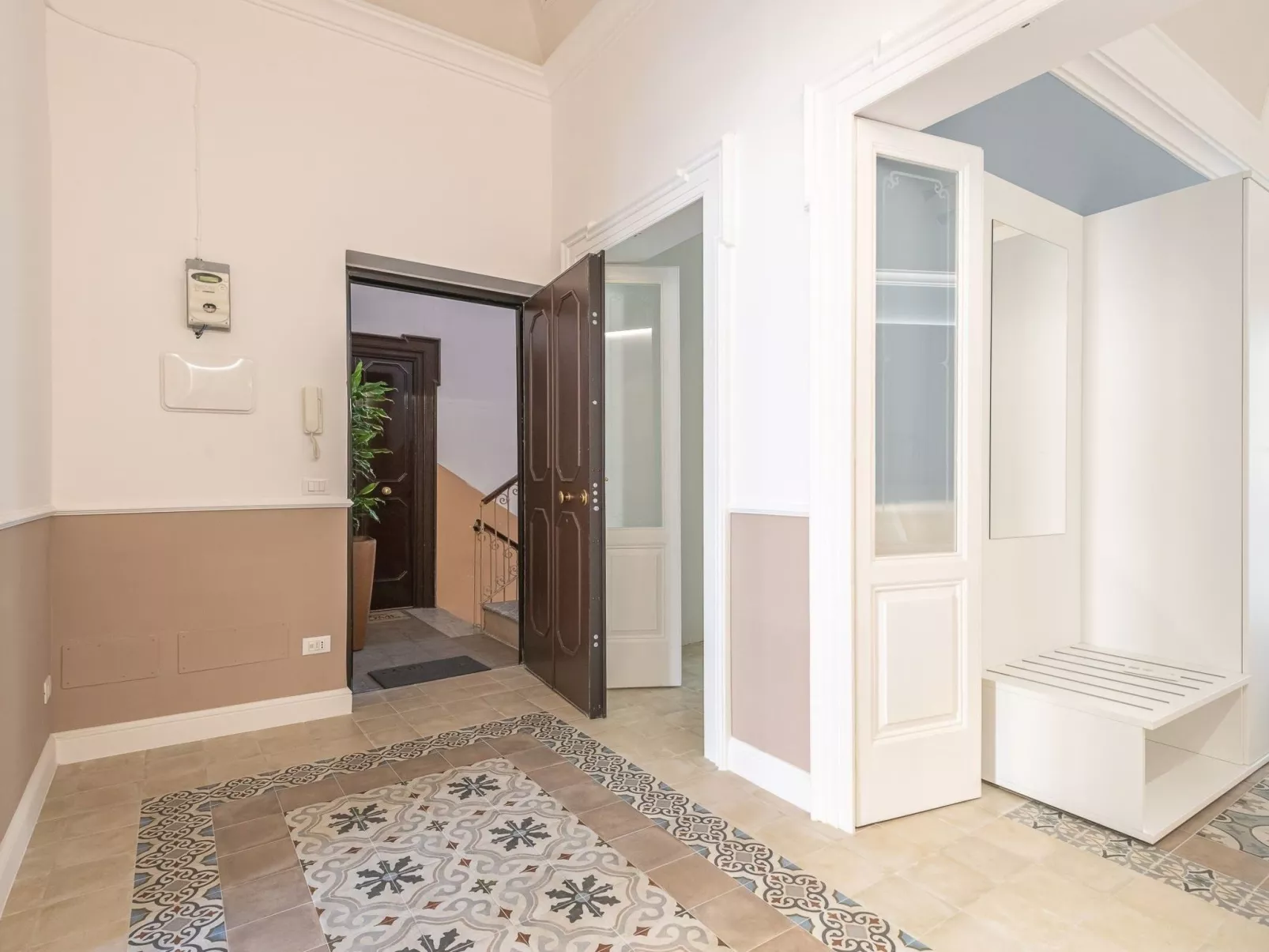 Wohnung in Taranto mit privatem Parkplatz-Image-tags.info