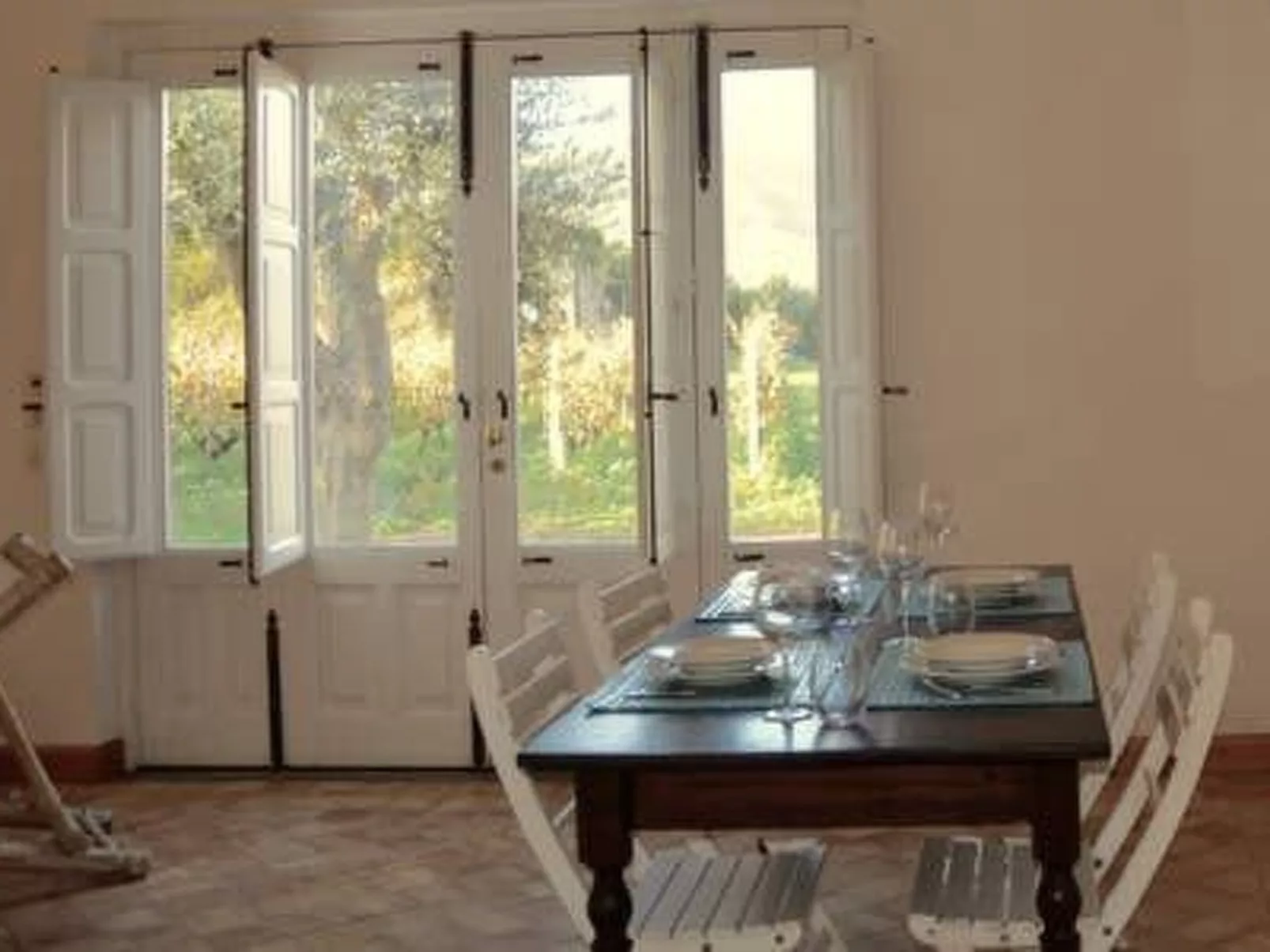 Villa Nocellara", umgeben von Weinbergen