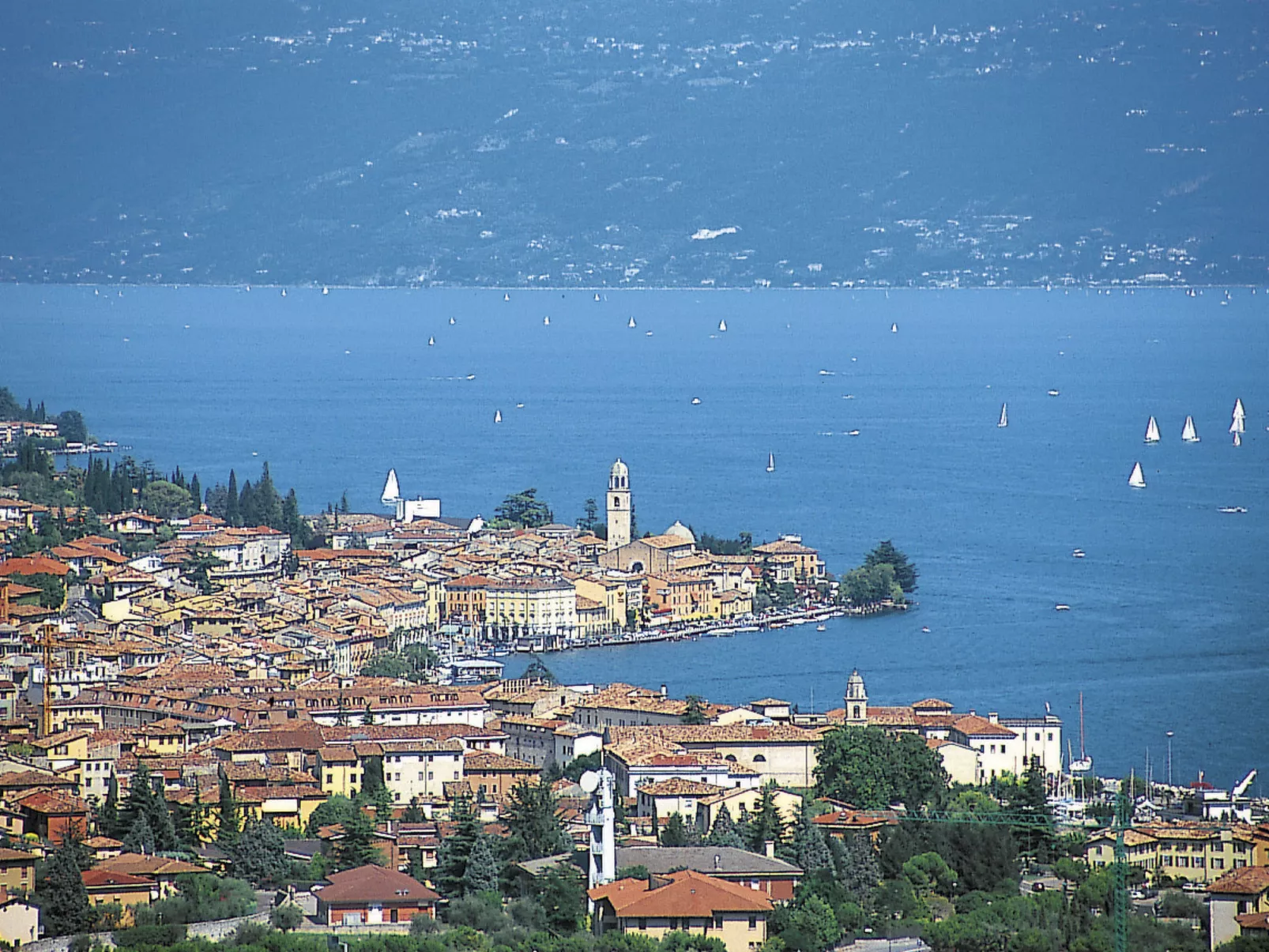 'Silvia2' mit privatem Balkon-Omgeving