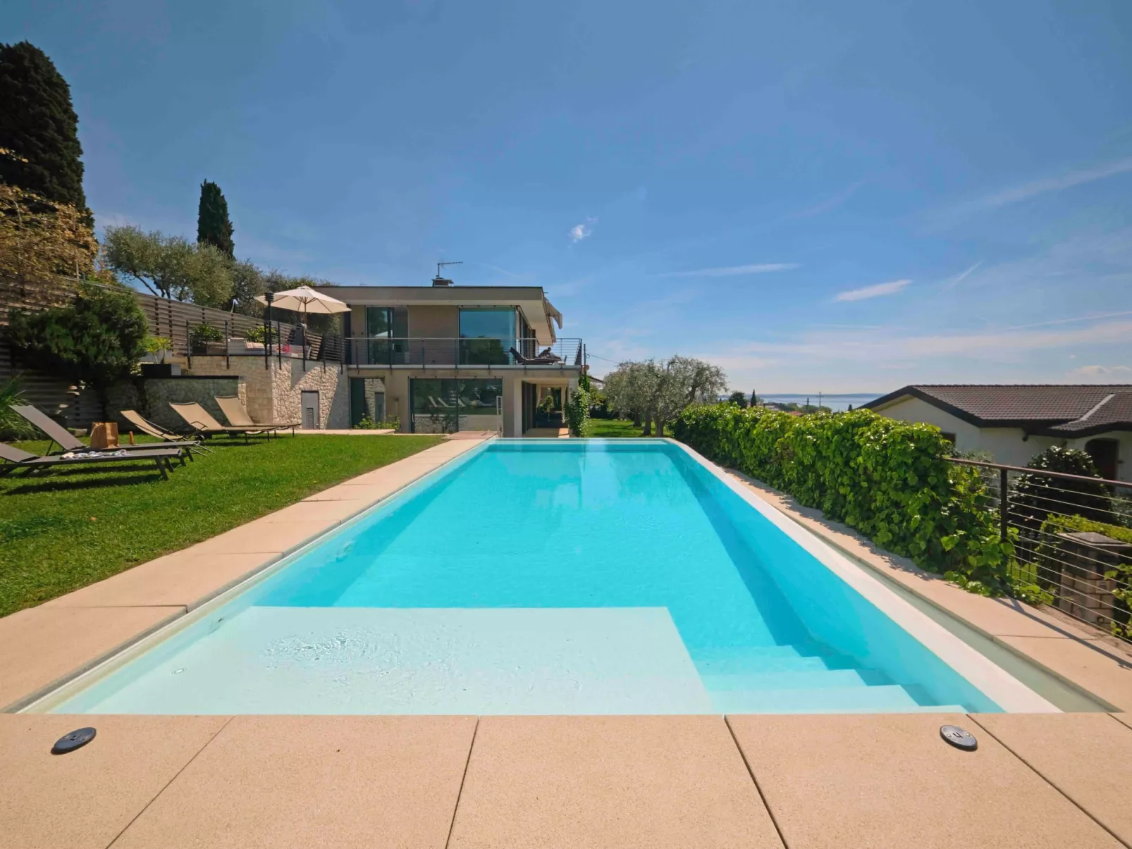 Ferienvilla 'Madabà' mit Blick aufs Wasser