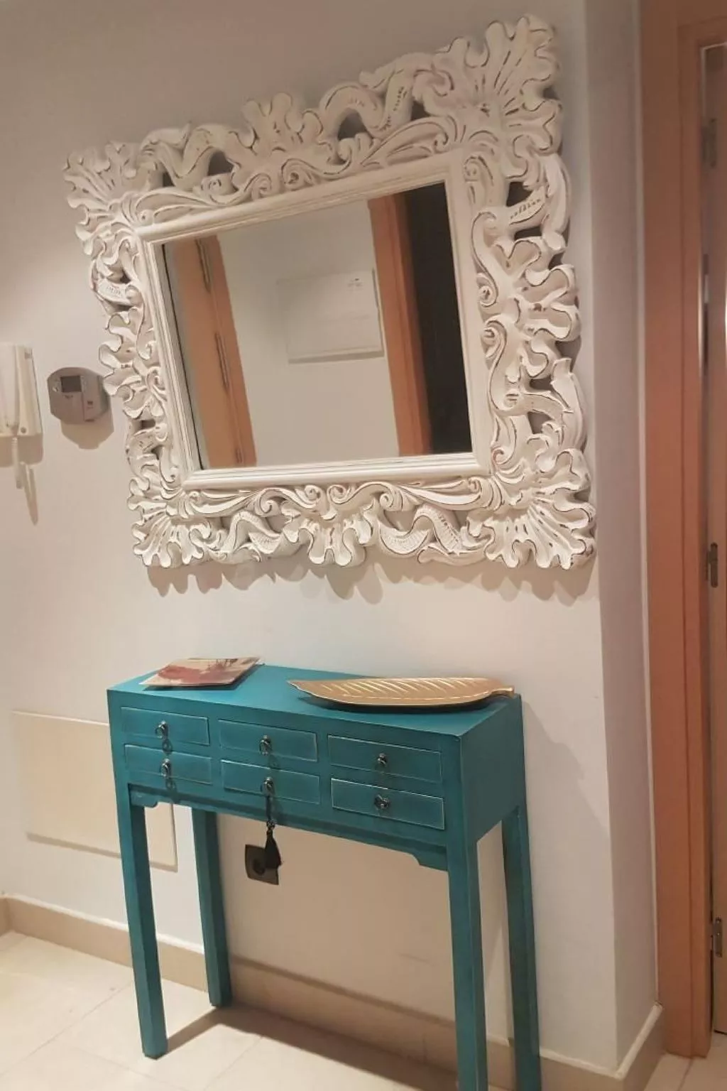 LUXUS APPARTMENT MIT MEERSICHT AUS DER TERRASSE