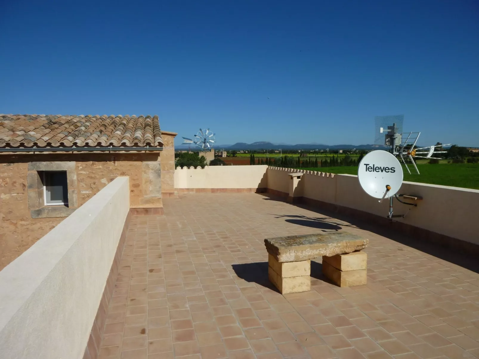 In Campos mit Privatem Pool - Buiten