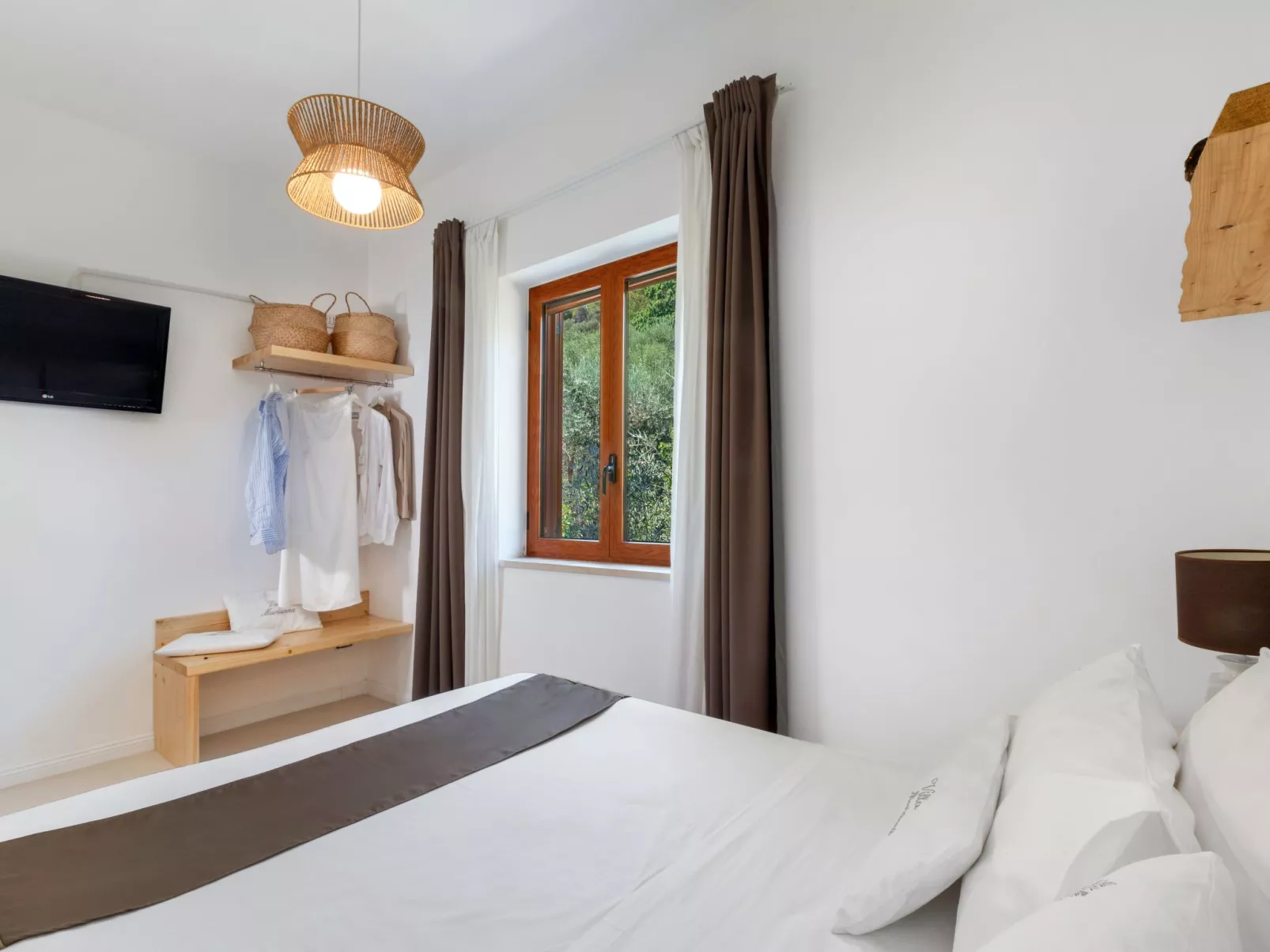 Haus in Sirenuse mit Panoramaterrasse-Binnen