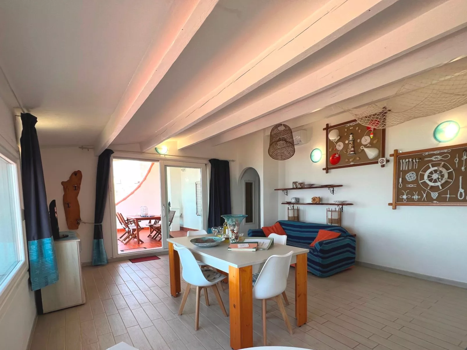 Schöne und private Wohnung am Meer - Image-tags.info