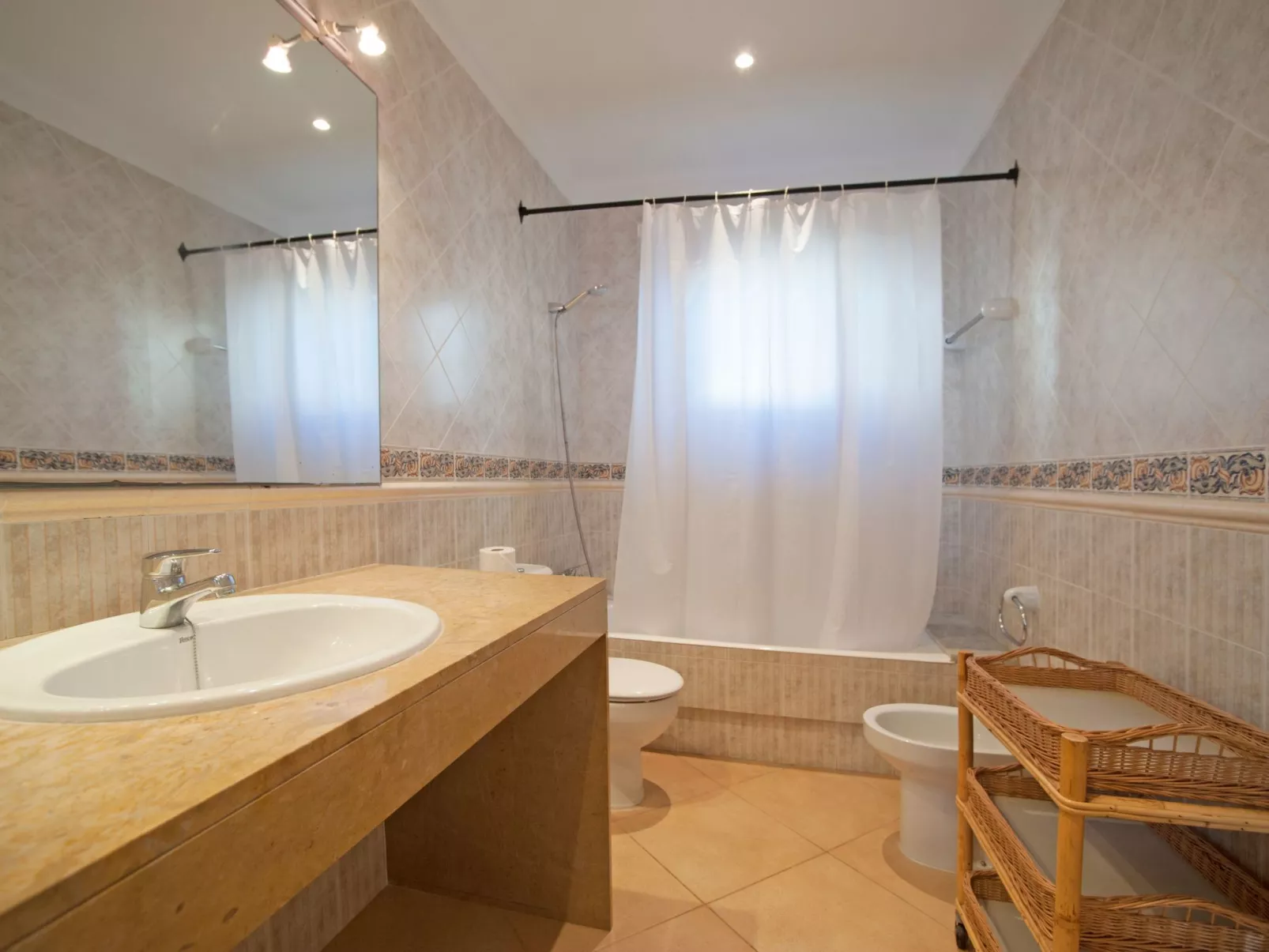 Can Alou - Dorfhaus mit mediterranem Charme-Binnen