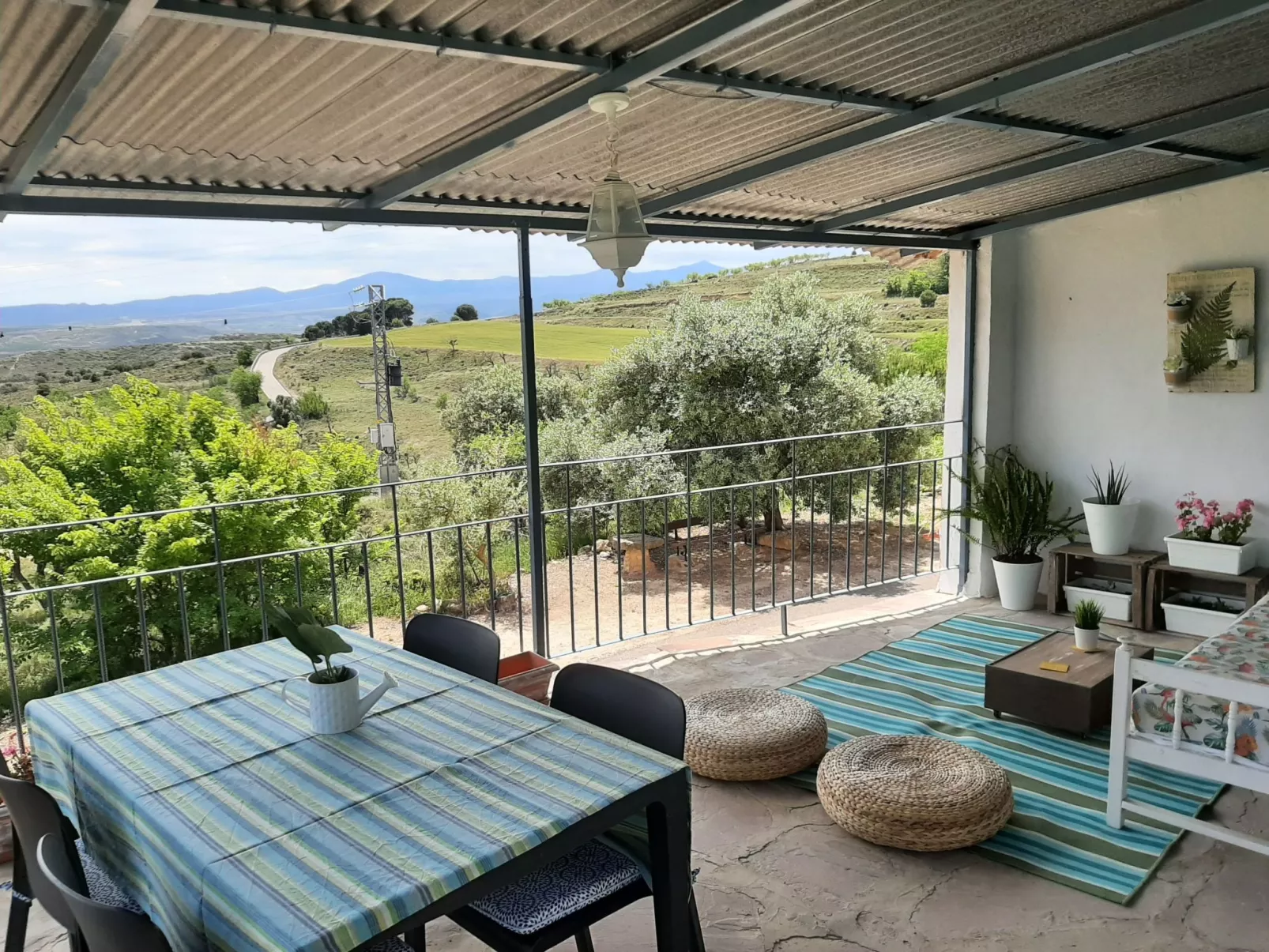 Landwohnung mit Bergblick-Buiten