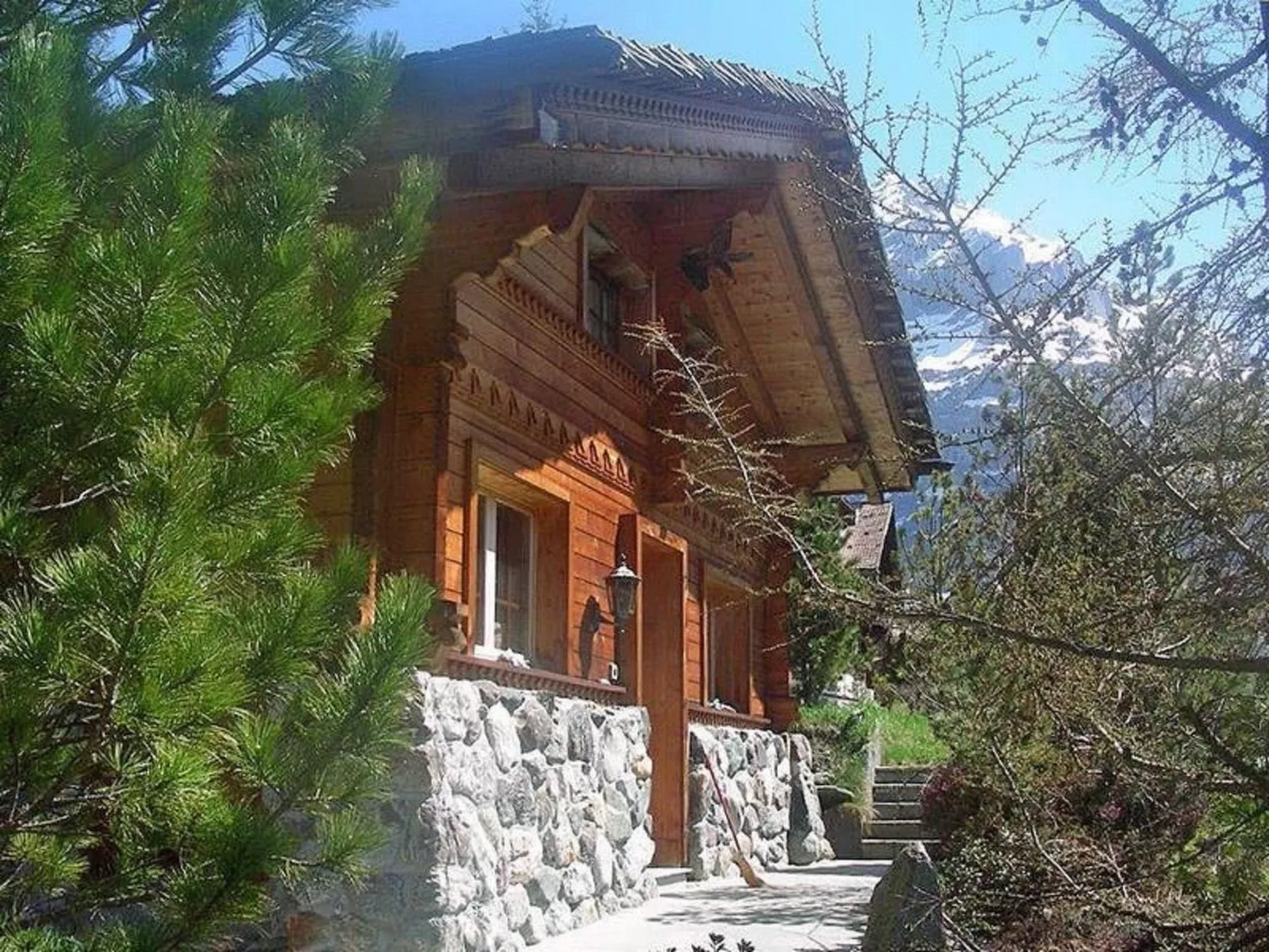 Adler 2 Bett Wohnung