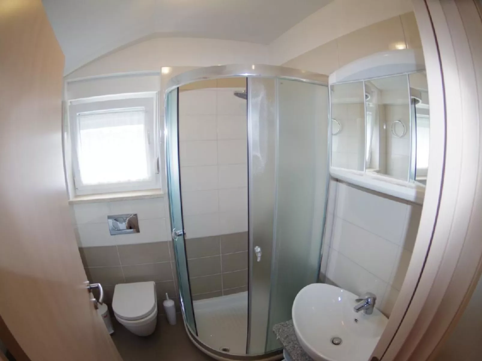 In Medulin mit Privatparkplatz-Binnen