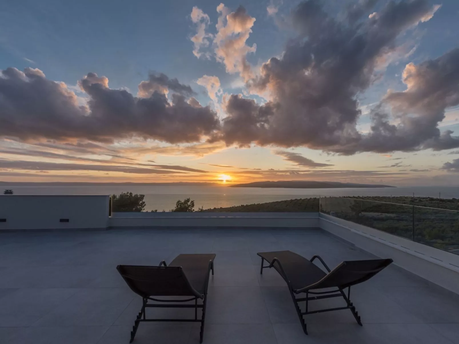 Villa Kuk mit beheiztem Pool-Buiten