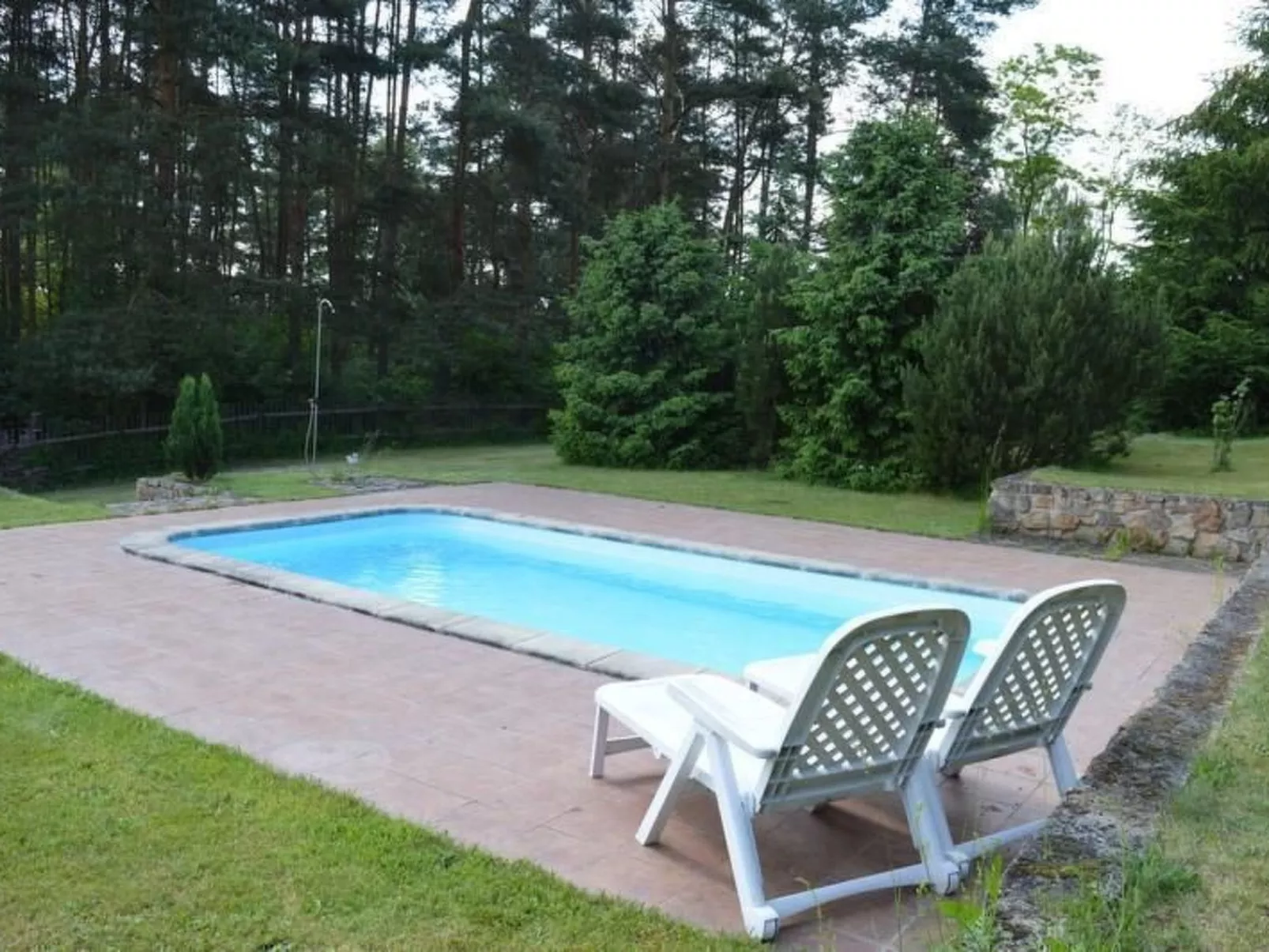 Haus Cervená nad Vltavou mit Terrasse-Buiten