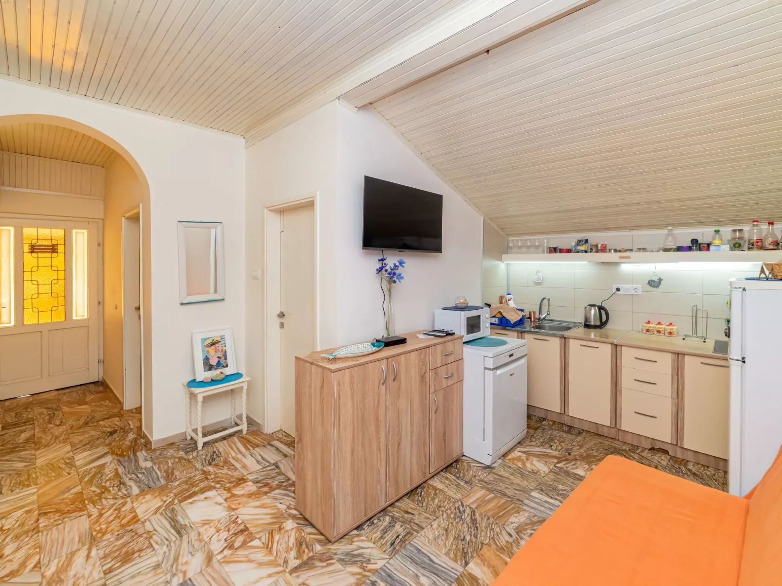 Gemütliche Wohnung mit Meerblick vom Balkon aus-Binnen