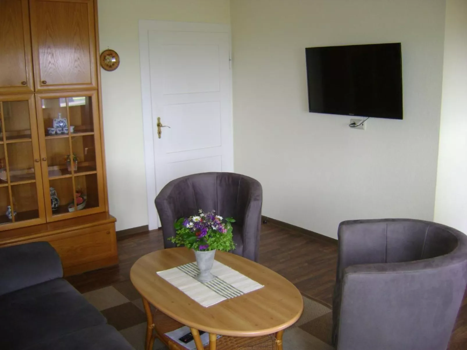 Mit Blick auf die Berge