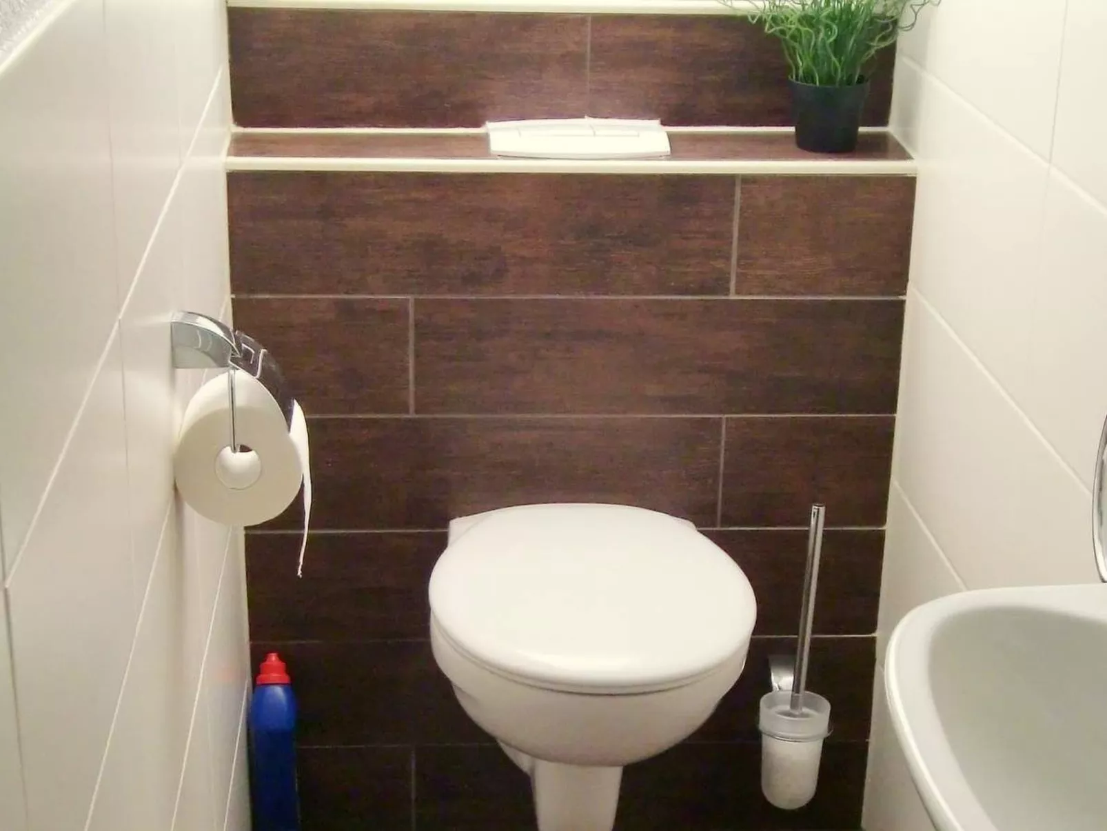 Ferienvilla mit Garten, Grill und Terrasse-Binnen