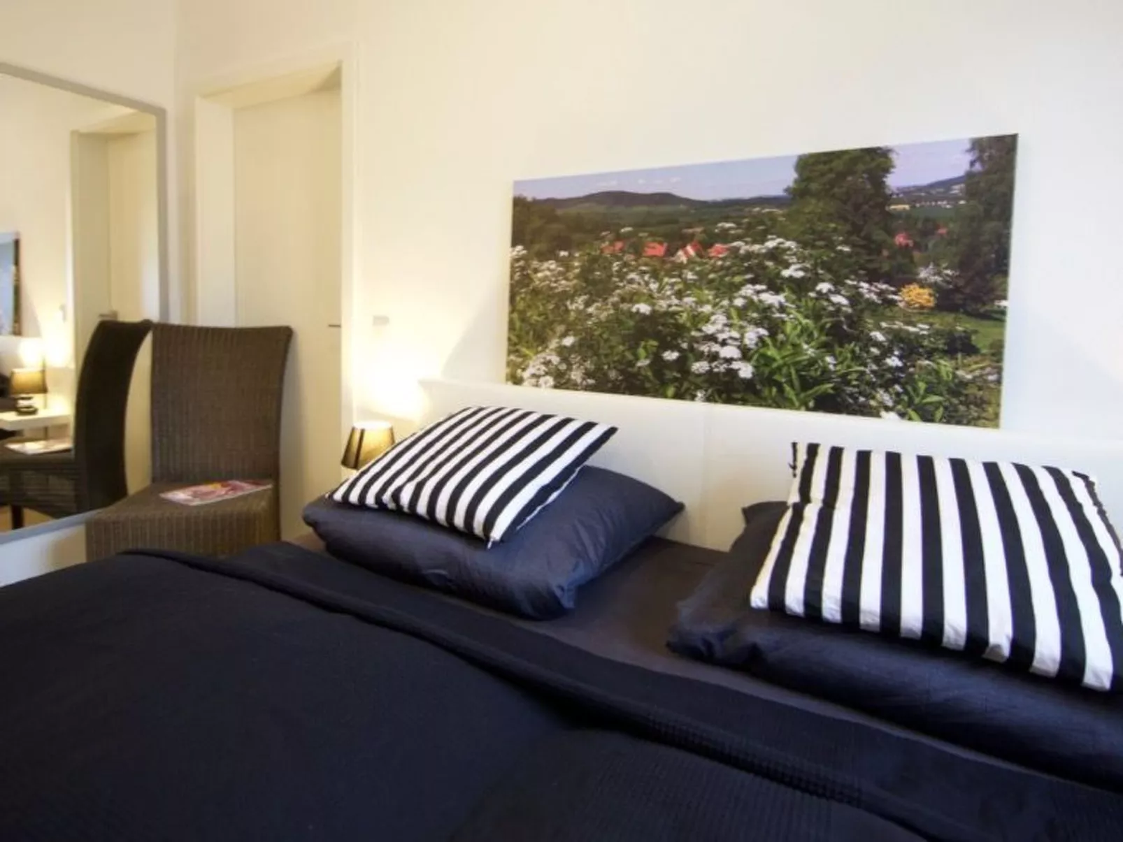 Helle und moderne Ferienwohnung mit Terrasse