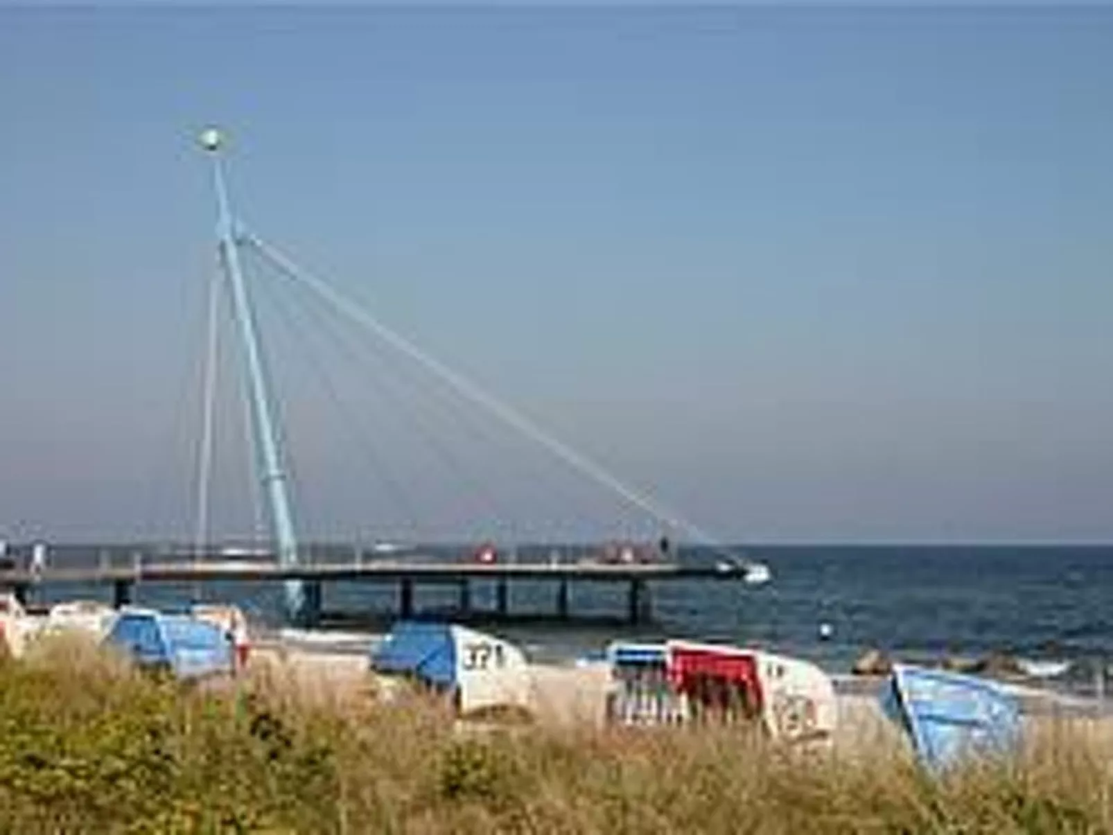 Moderne Ferienwohnung mit Südbalkon und Strandkorb