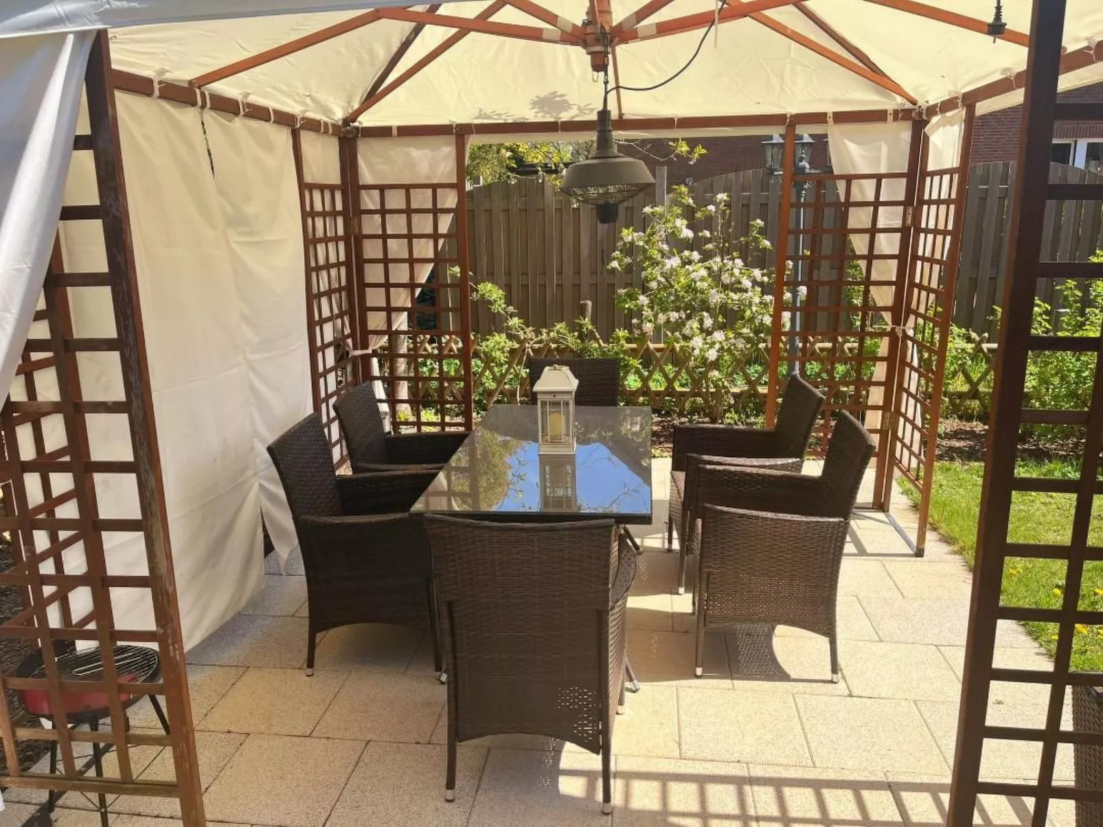 Appartement mit Garten, Grill und Terrasse-Image-tags.info