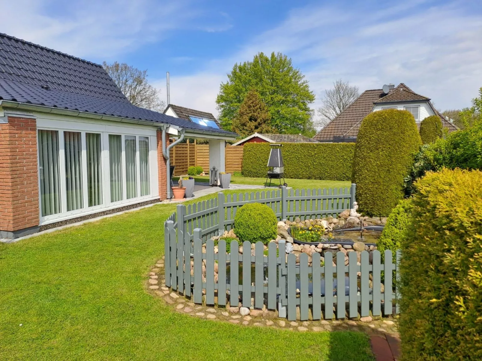 Dat lütte Huus-Buiten