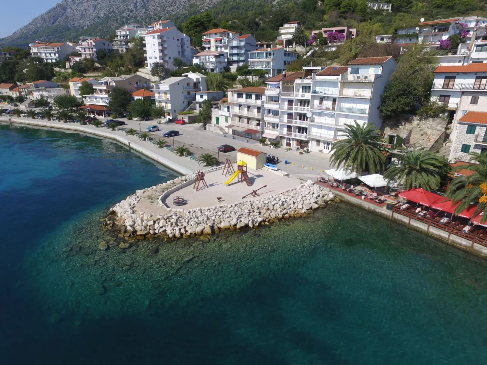 Ruhige Ferienwohnung mit Meerblick-Buiten