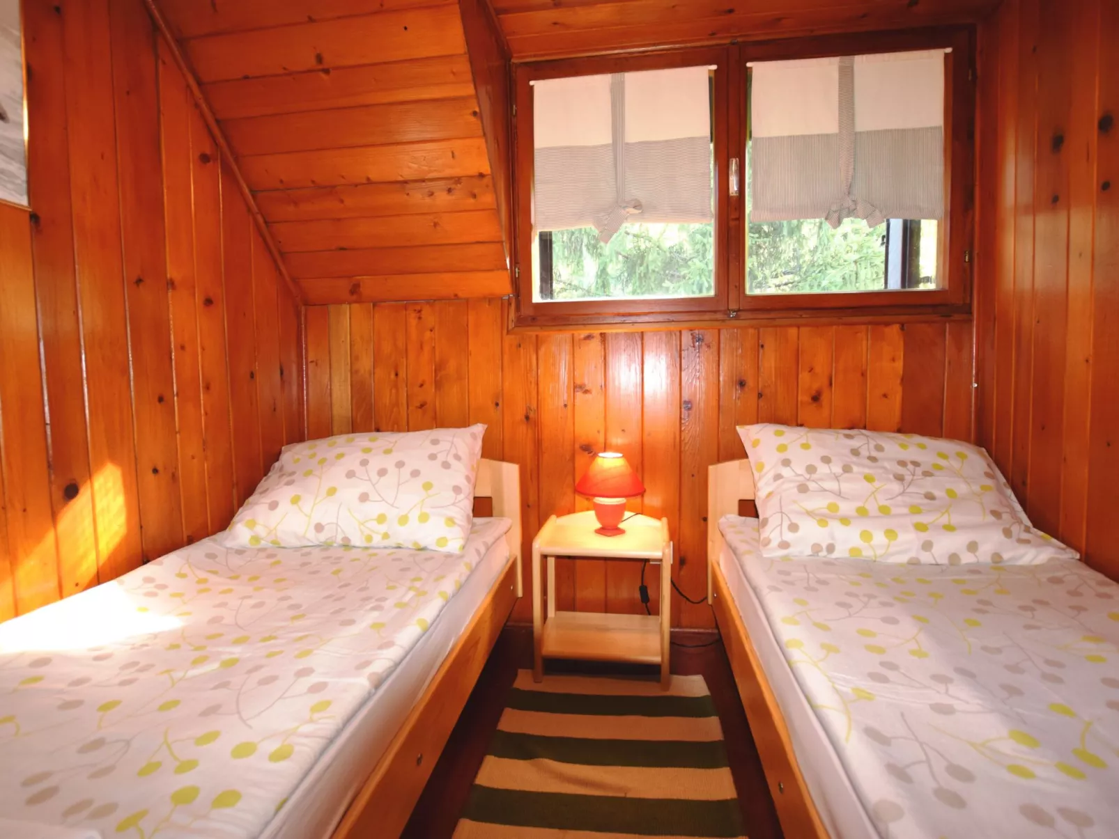 Mit Terrasse, Grill und Garten-Binnen