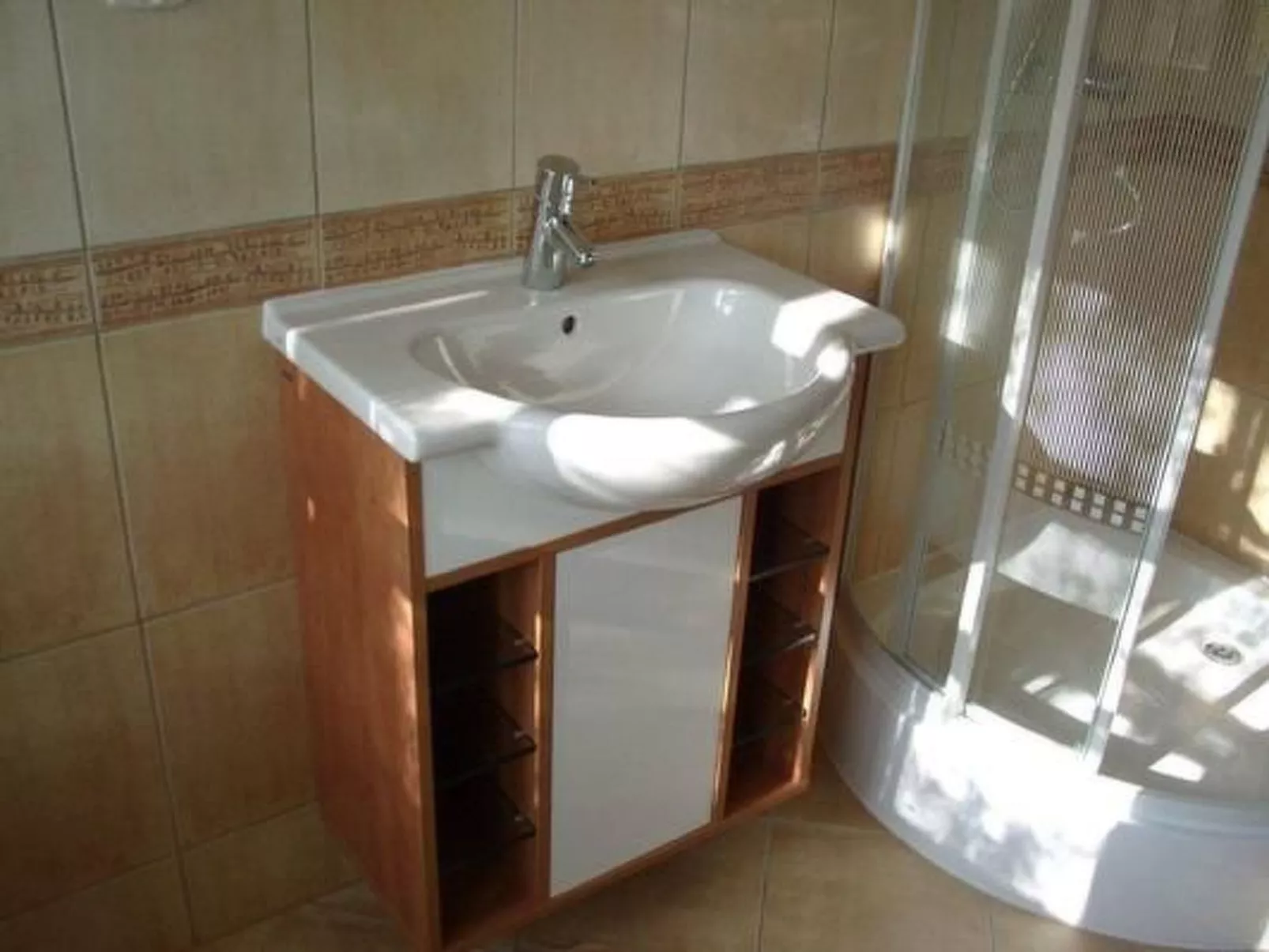 Ferienvilla mit Blick auf das Wasser