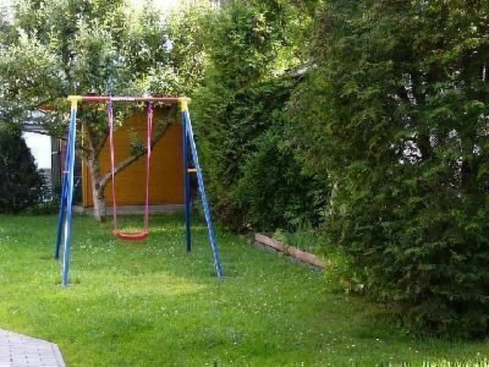 In Breitenstein mit Grill und Garten