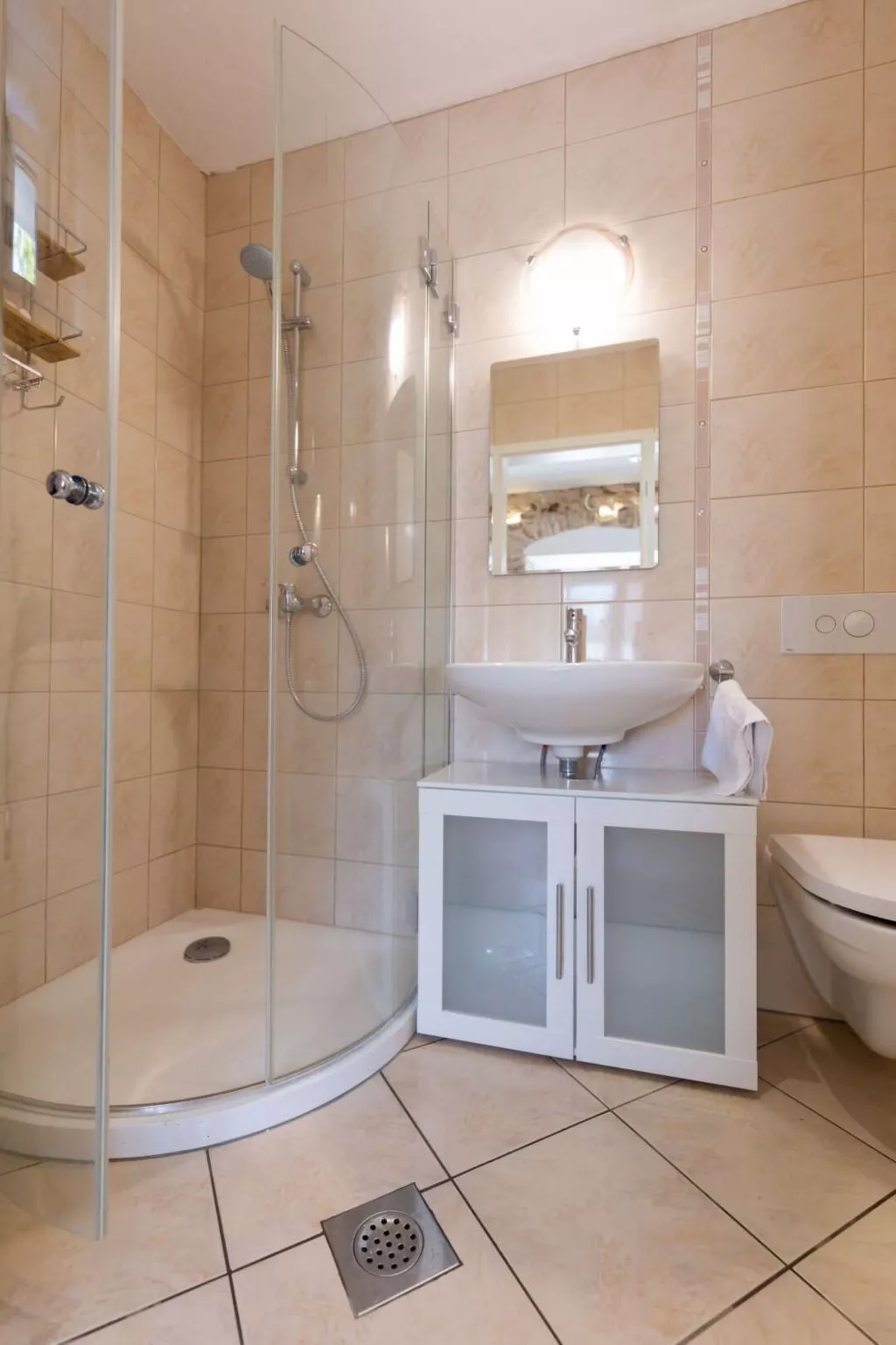 Schönes Apartment in Gozd mit Garten, tollem Ausblick