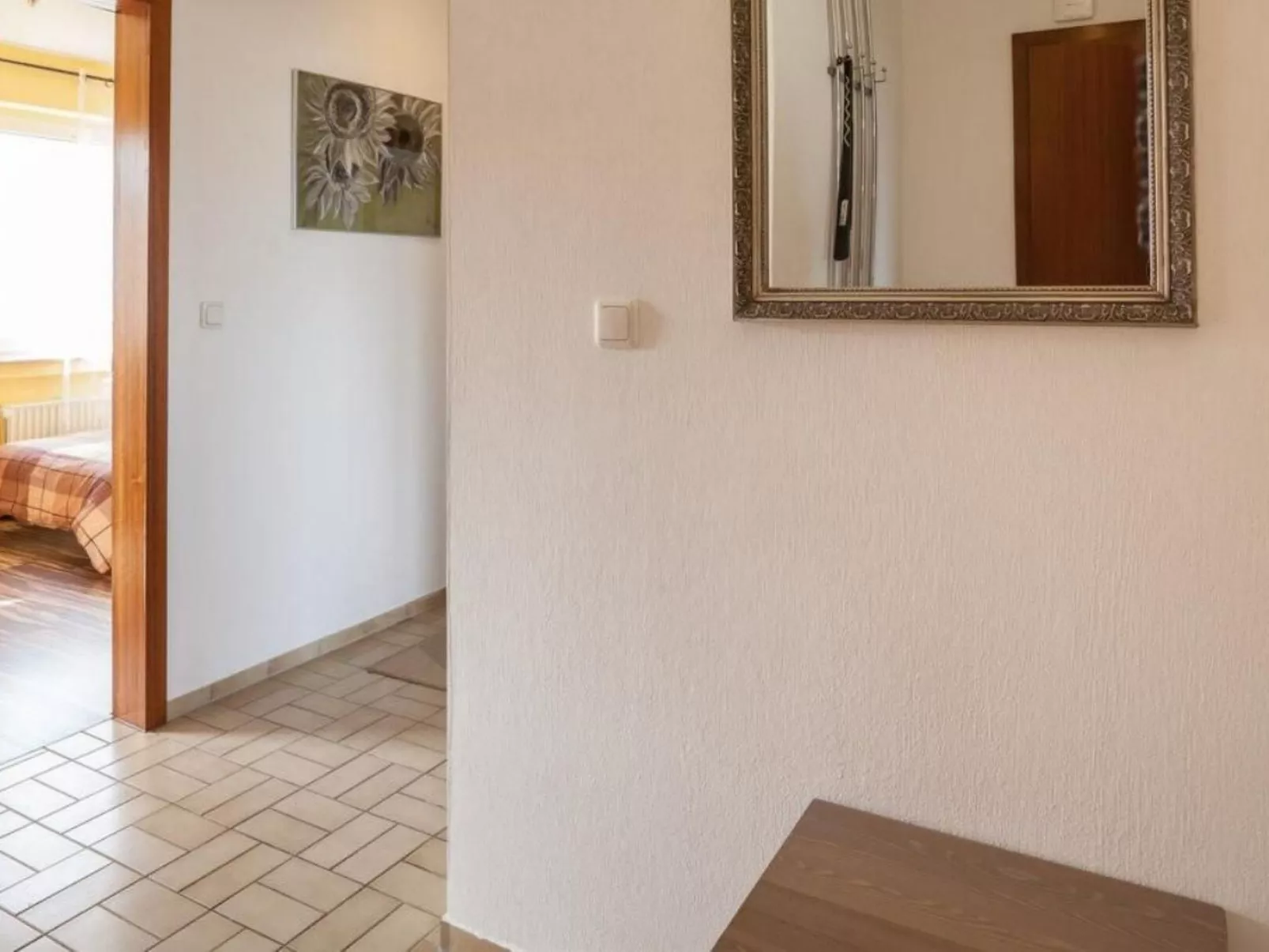 Mit Balkon und Rheinblick