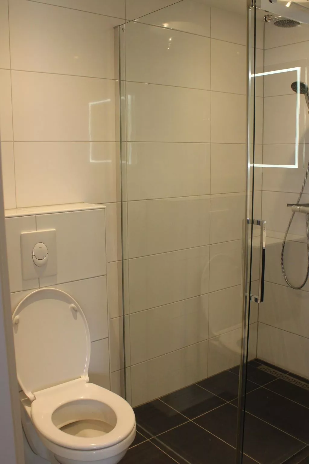 "Buurtweg221" mit Schwimmbad-Binnen