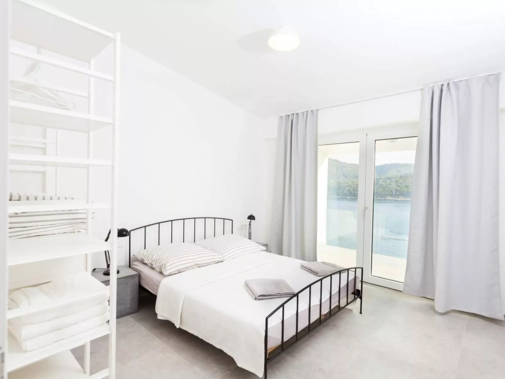 Villa Style and Sea-Binnen