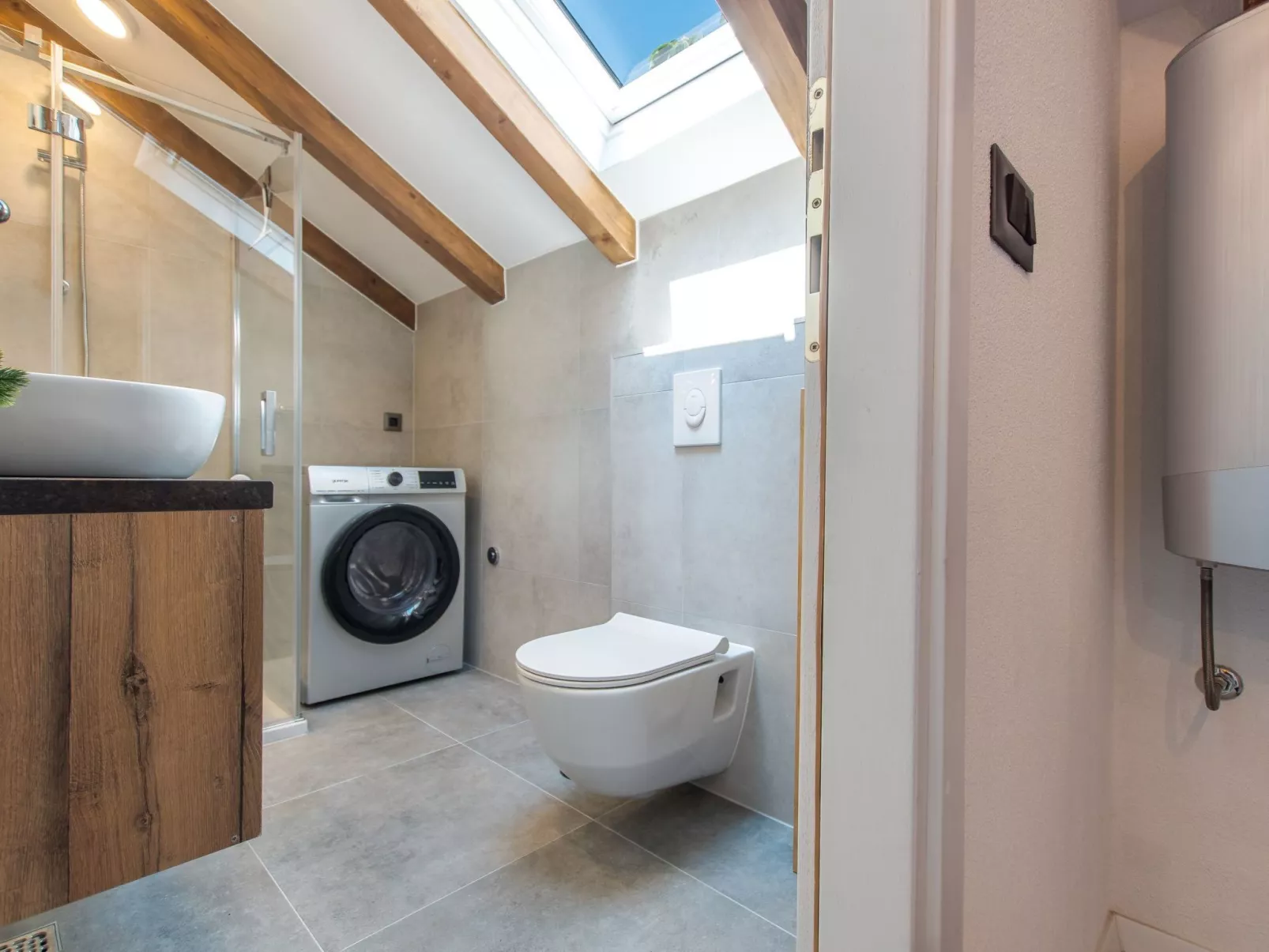 Villa Le Adria - Privater HotTub- Kostenloses Parken am Strand-Image-tags.info