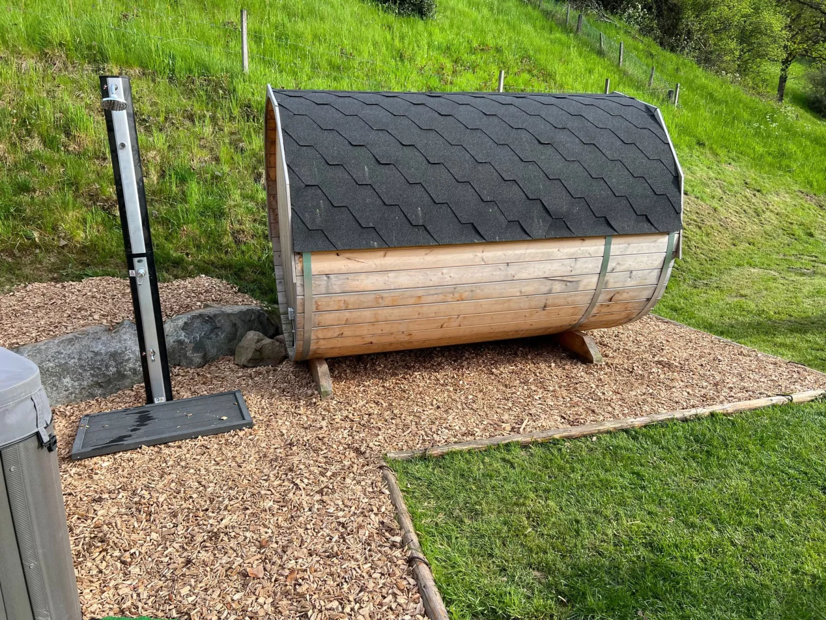 FeWo mit Whirlpool und Fass-Sauna im Schwarzwald