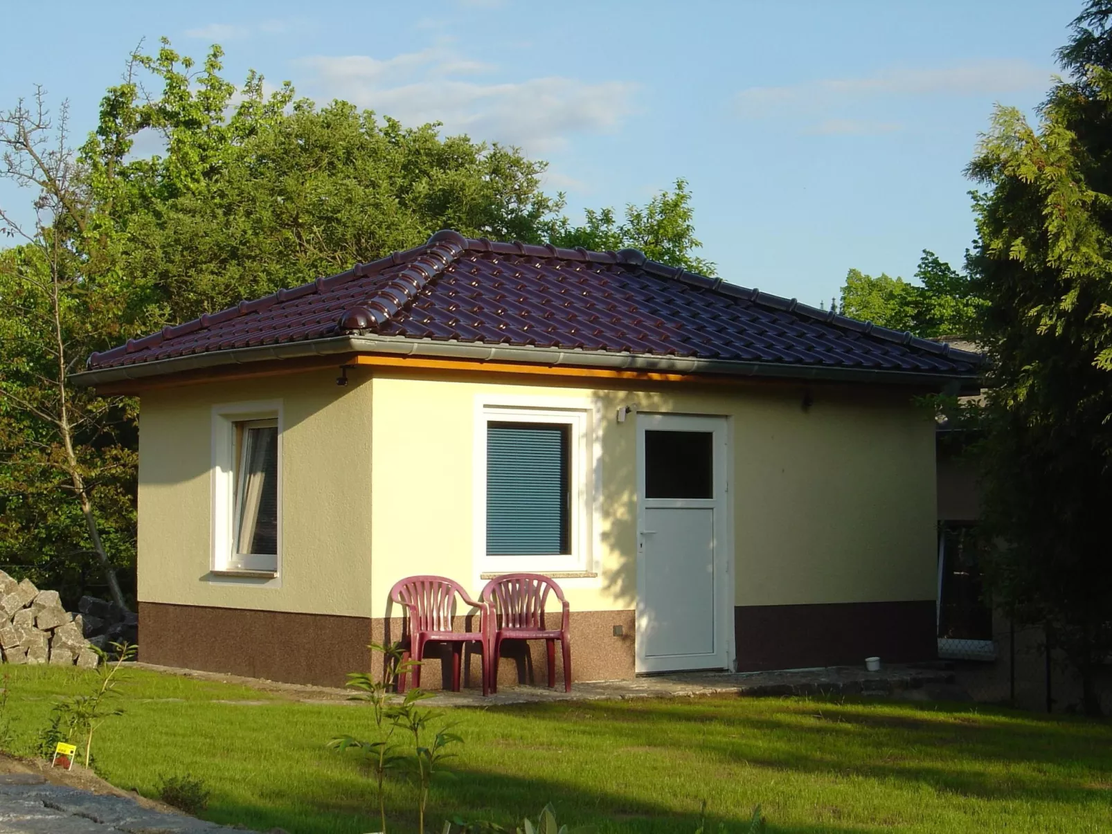 Helle Ferienwohnung für drei Personen-Buiten