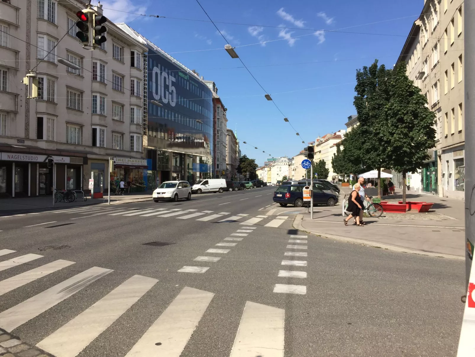 Business Apartment-Image-tags.info