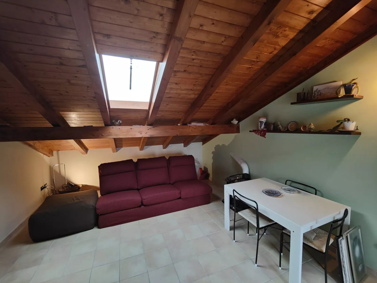 Mansardische Kommode