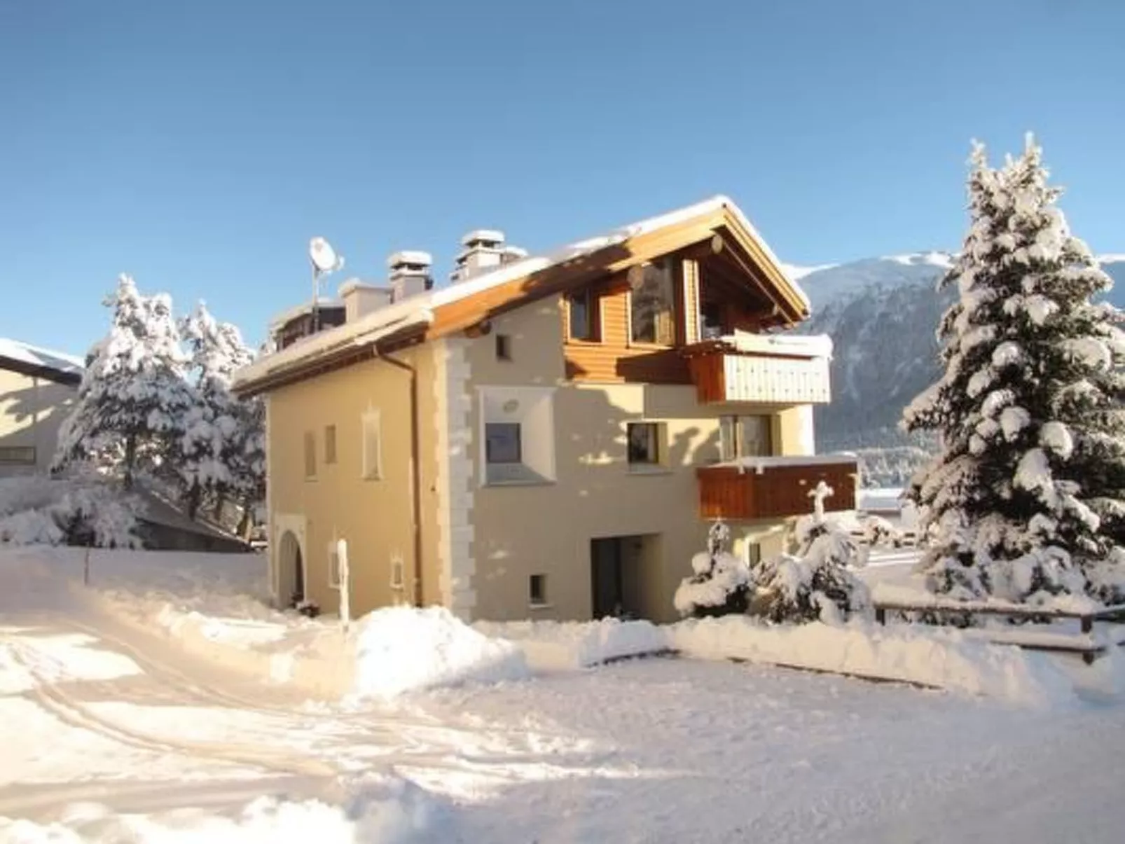 Celerina Chesa Aivla